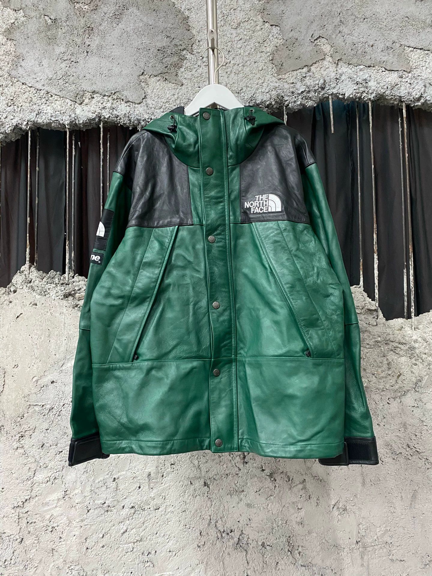 The North Face Supreme x The North Face Leather Shell Jacket M Size US M / EU 48-50 / 2 - 1 Thumbnail
