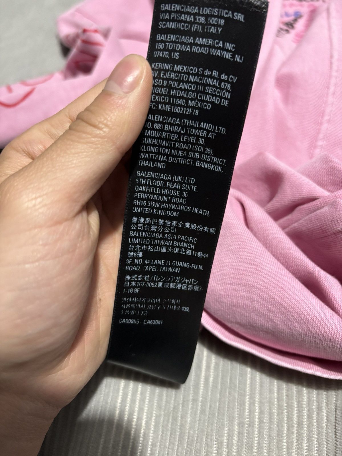 Balenciaga Demna Balenciaga Limited Edition 71/350 Long Sleeve T-shirt Size US S / EU 44-46 / 1 - 20 Thumbnail