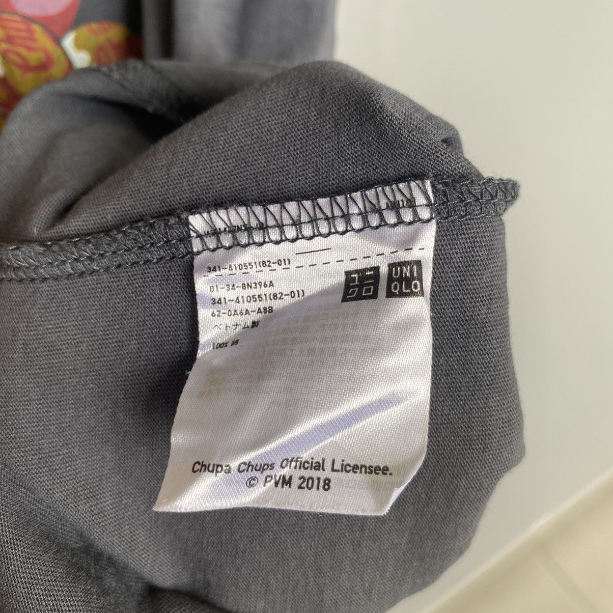 Uniqlo Thrashed Faded Chupa Chups Candy x UT ERD GRUNGE TEE Size US M / EU 48-50 / 2 - 4 Thumbnail