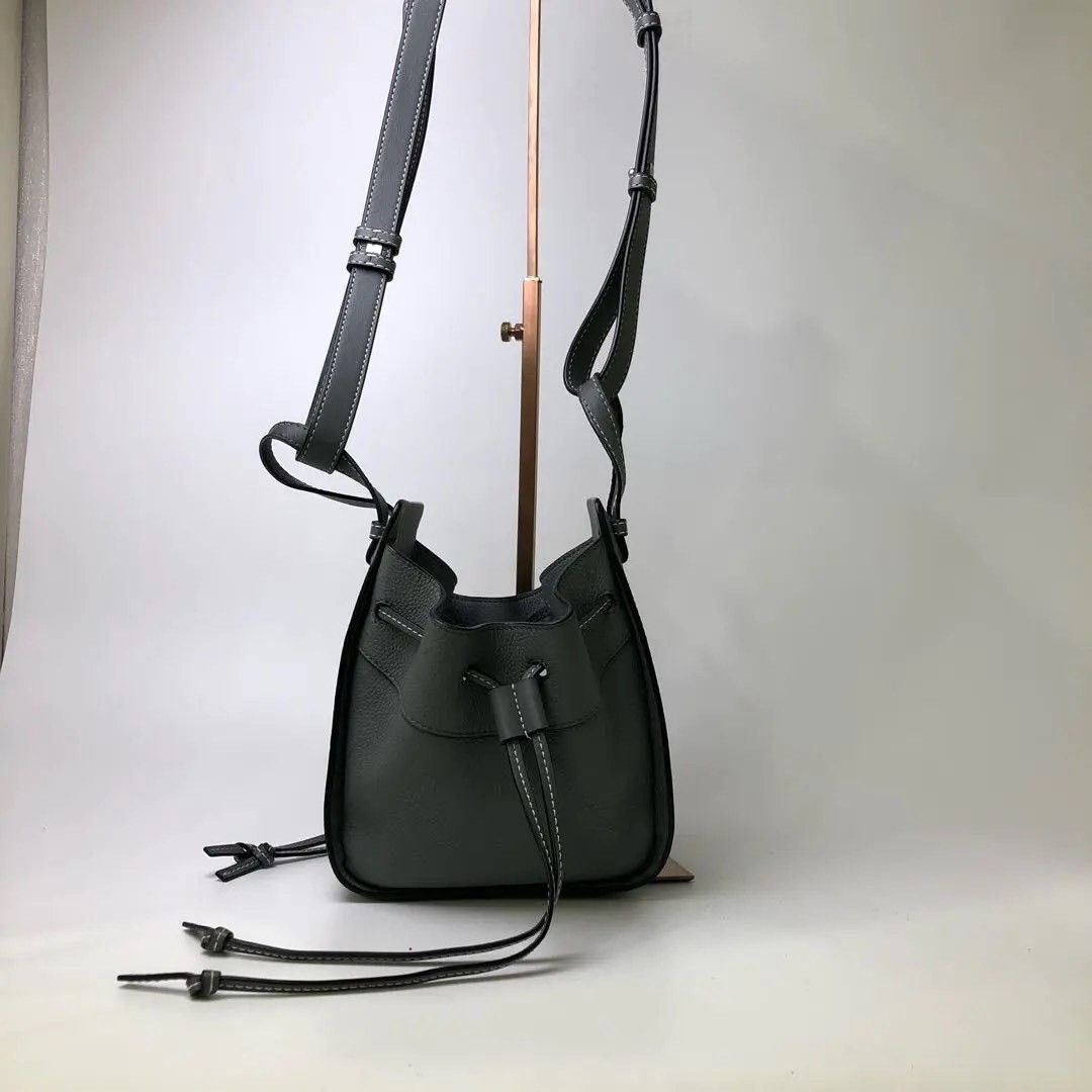 Loewe Pre-loved Bag Very good condition Size ONE SIZE - 1 Thumbnail