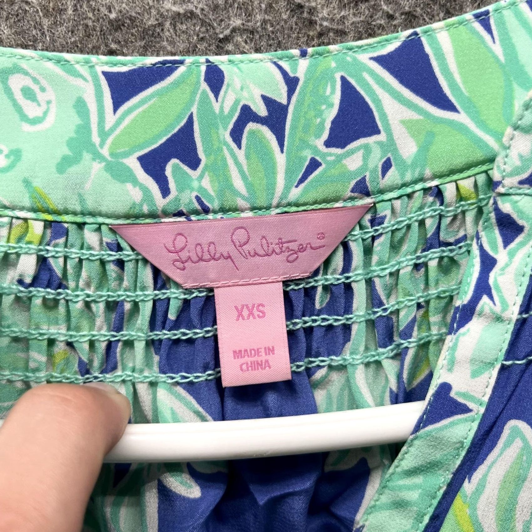 Lilly Pulitzer Lilly Pulitzer Blouse Womens XXS Blue Green Floral Silk Sleeveless V Neck Top Size XXS / US 00 / IT 34 - 5 Thumbnail