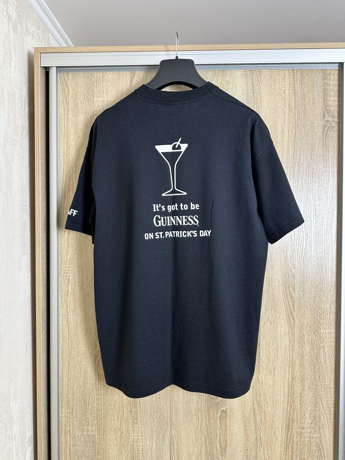 Vintage 🔥 90s Guinness Wallbanger Patrick Beer Vintage T Shirt Y2K Size US XL / EU 56 / 4 - 3 Thumbnail