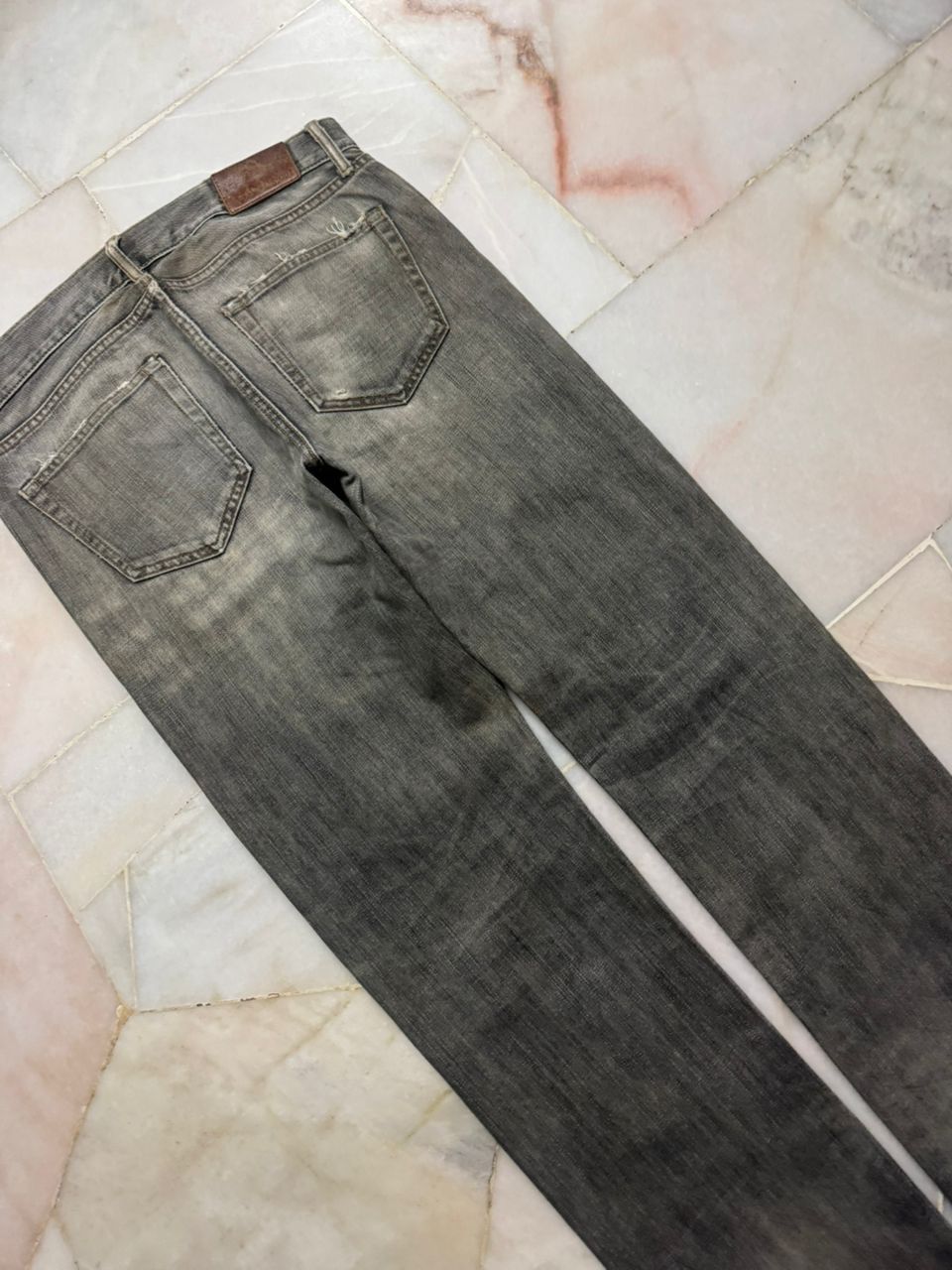 Uniqlo 💥Crazy Thrashed 90s Uniqlo Rusty Distressed Grunge Jeans Size US 33 - 20 Thumbnail