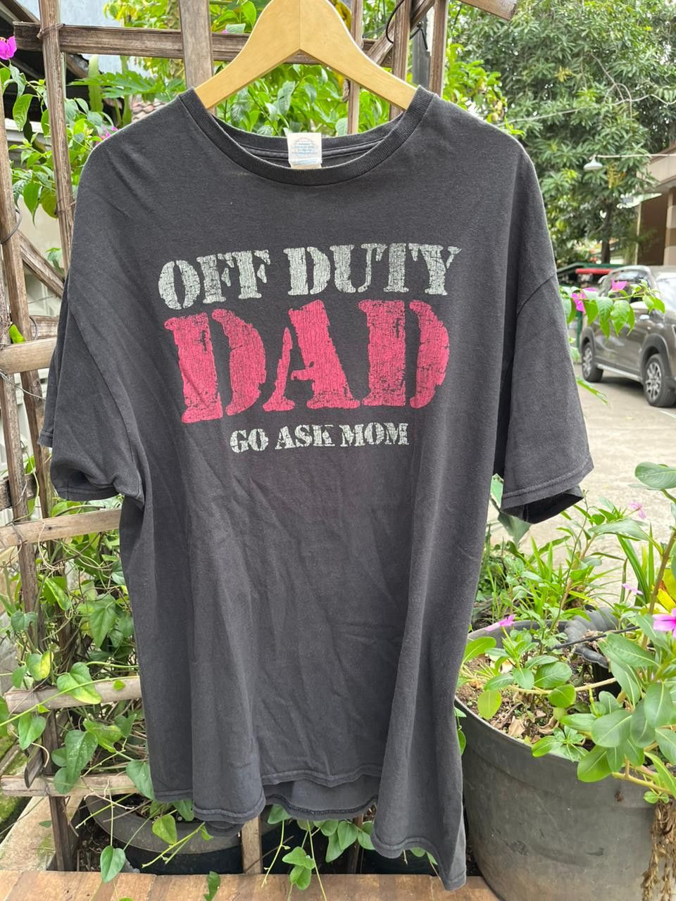 Delta × Vintage vintage dads tee off duty dad go ask mom graphic tee tshirt Size US XL / EU 56 / 4 - 1 Thumbnail