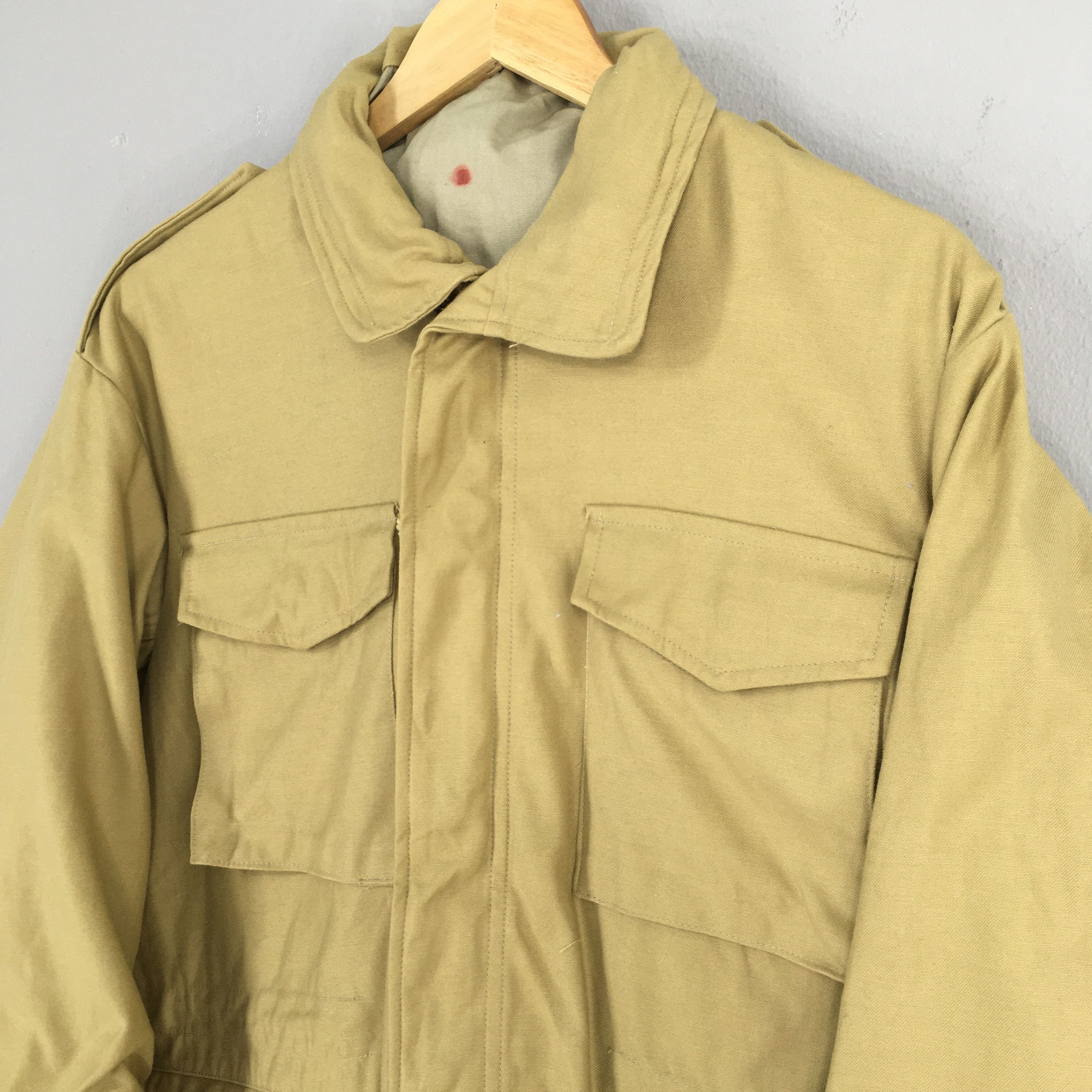 Vintage Vintage M-65 Army Tactical Cargo Tan Jacket Medium Size US M / EU 48-50 / 2 - 3 Thumbnail