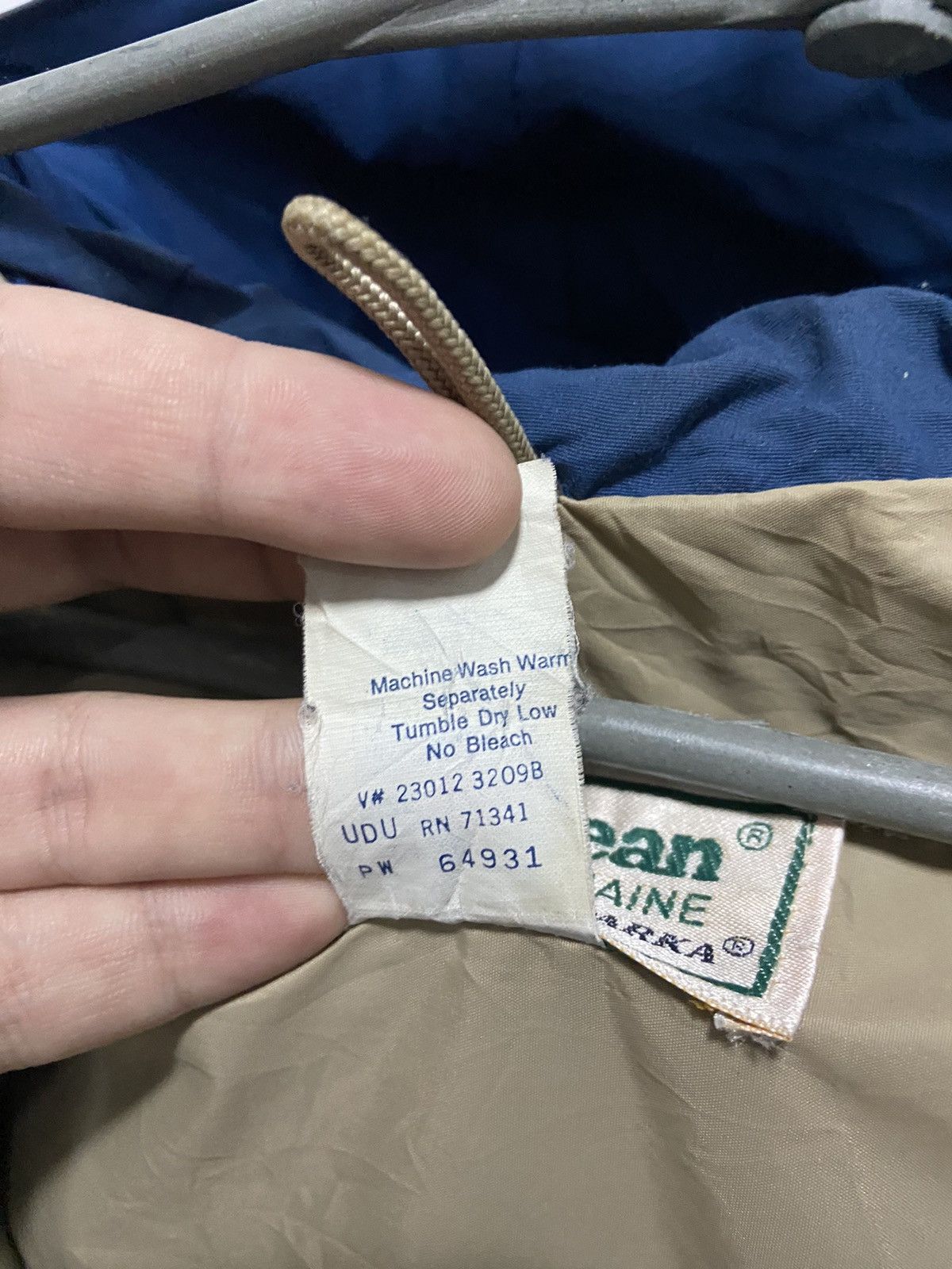 L.L. Bean × Vintage L.L. Bean hooded jacket zip vintage multi pocket Size US L / EU 52-54 / 3 - 6 Thumbnail
