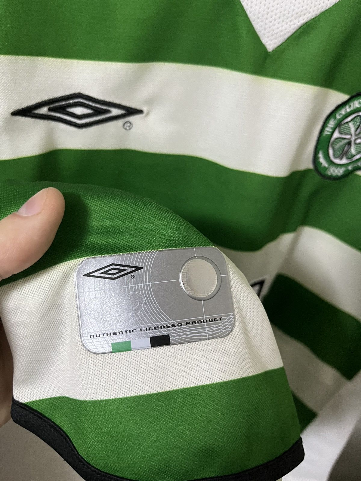 Vintage Umbro Celtic 01/02 Home Vintage Jersey Size US L / EU 52-54 / 3 - 5 Thumbnail