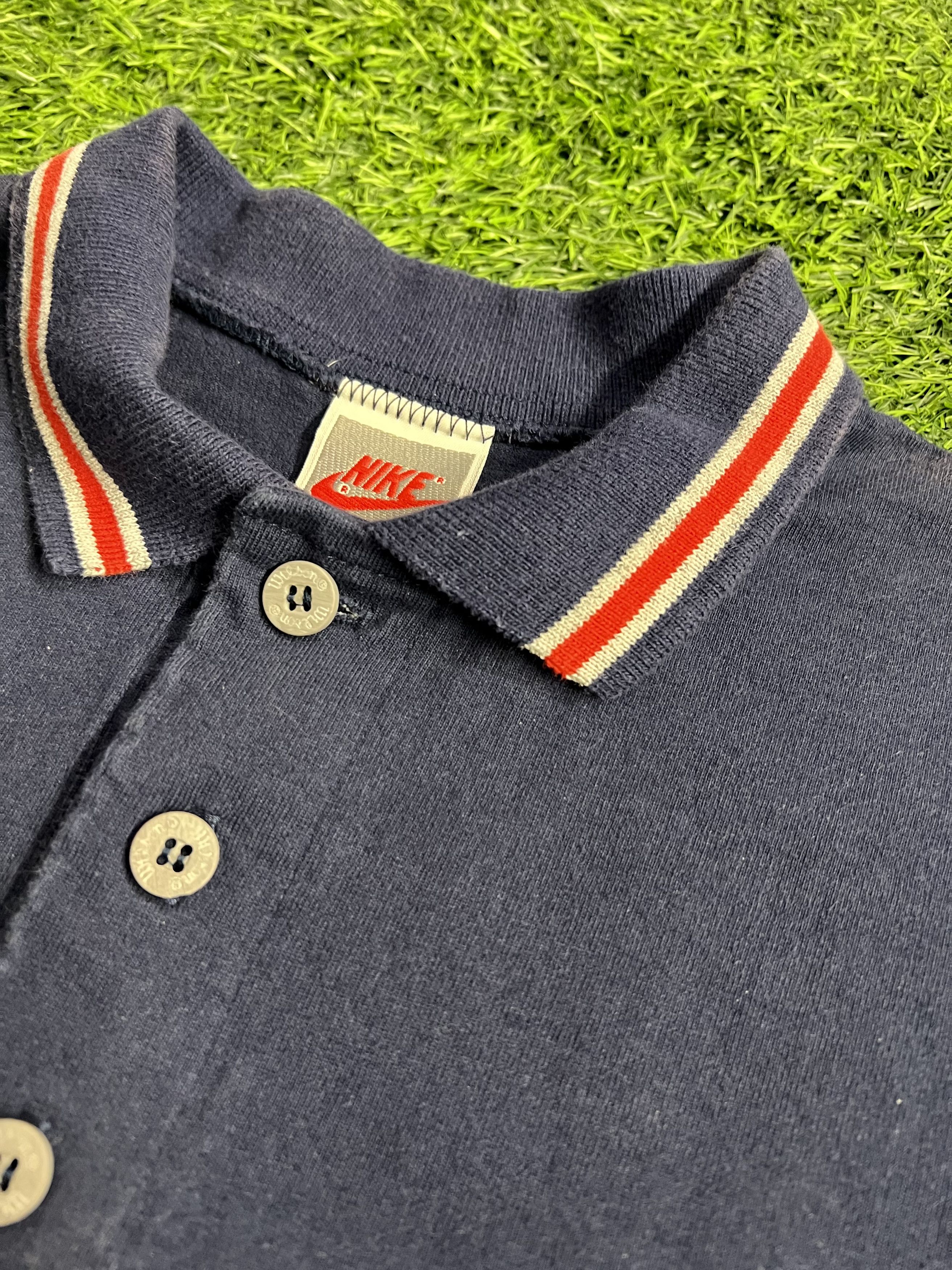 Nike Vintage 90s Nike Embroidered Polo Shirt Size US L / EU 52-54 / 3 - 4 Thumbnail