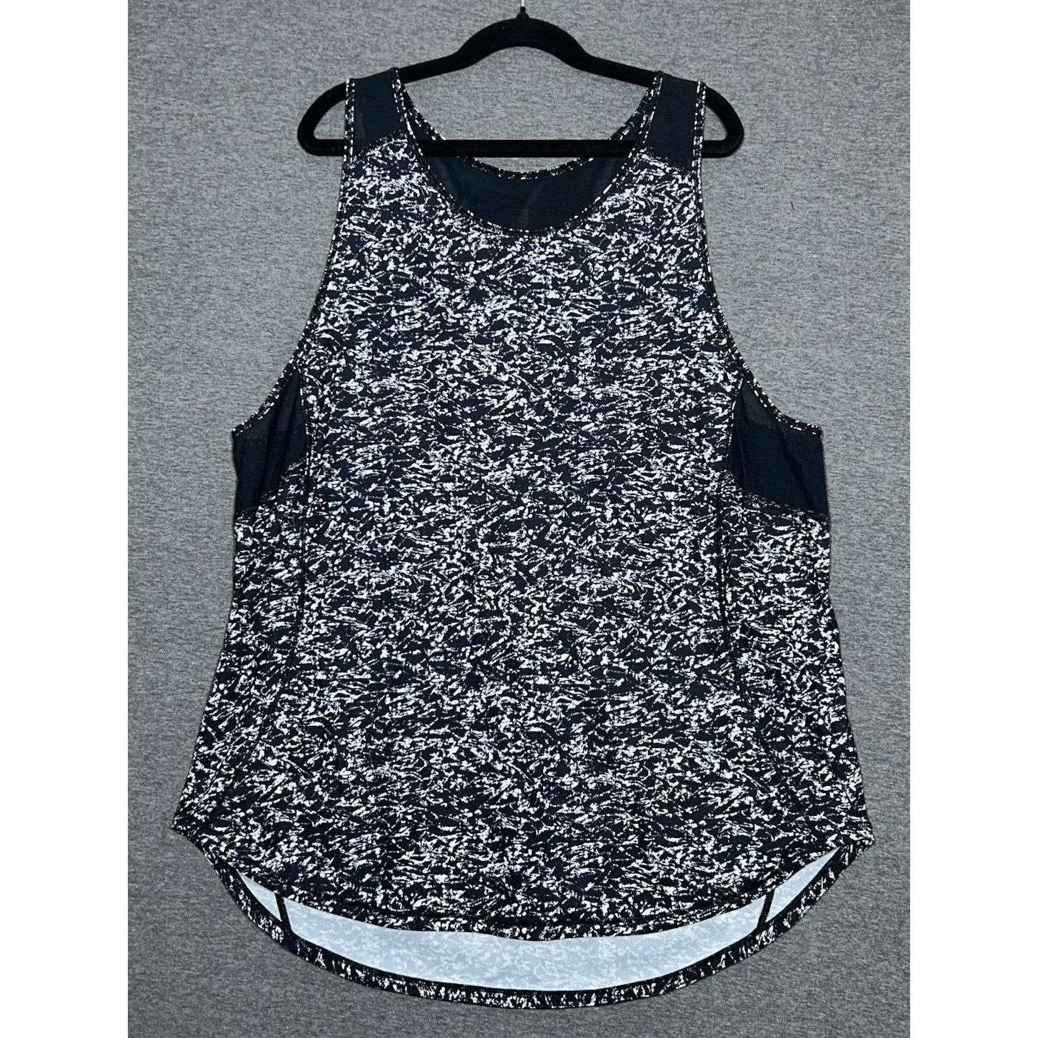 Lululemon Lululemon | Yoga Sculpt Sleeveless Mesh Tank | Medium Size M / US 6-8 / IT 42-44 - 1 Thumbnail