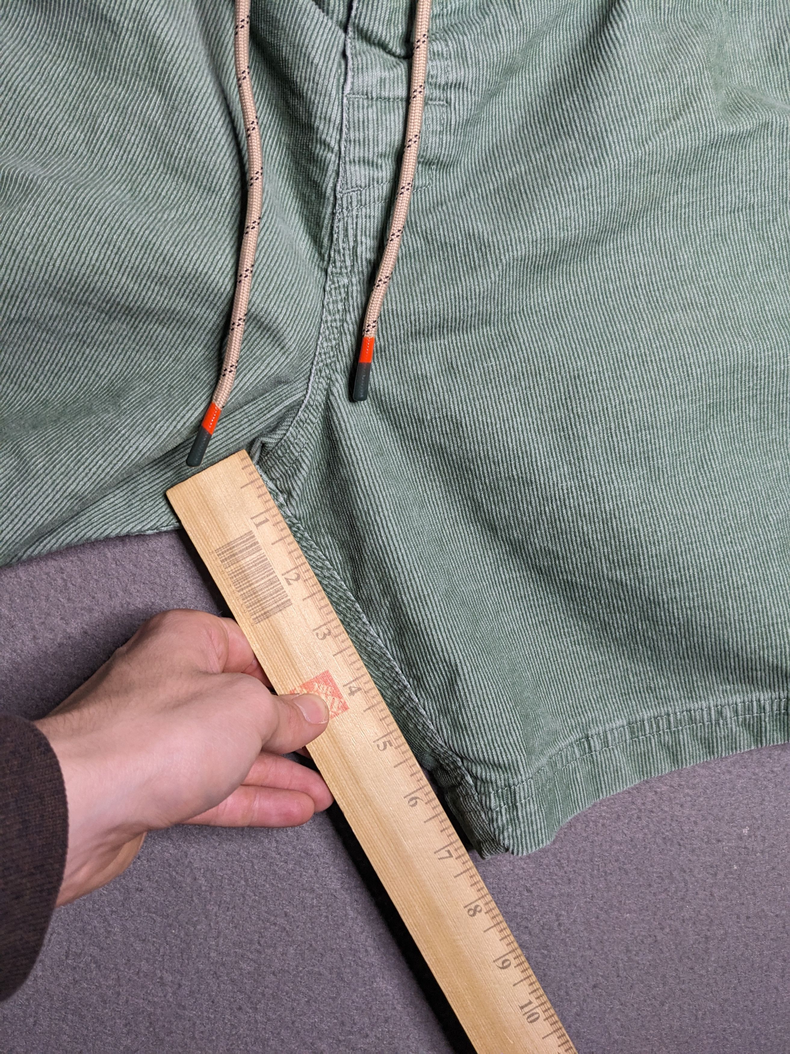Howler Brothers Howler Bros Pressure Drop Cord Shorts Size 33 Green Corduroy Size US 33 - 16 Thumbnail