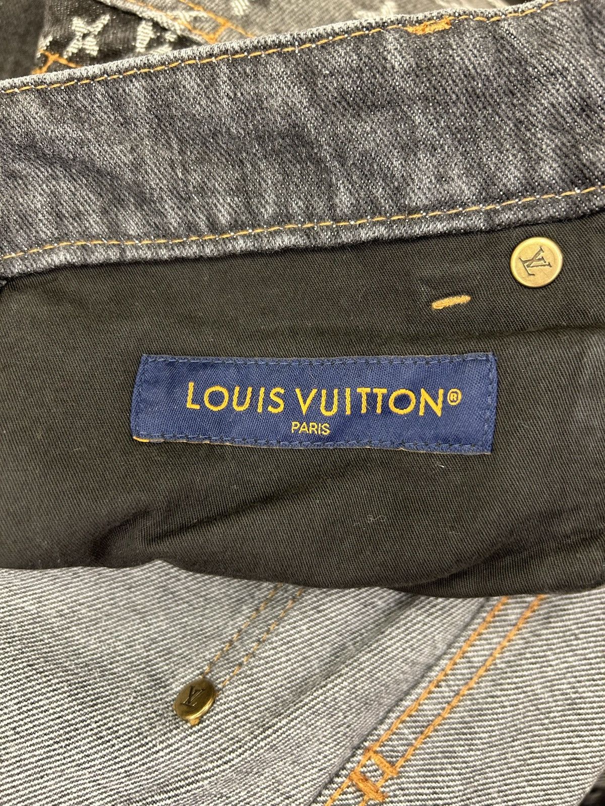Louis Vuitton LOUIS VUITTON MONOGRAM FLOWER DENIM PANTS Size US 36 / EU 52 - 6 Thumbnail