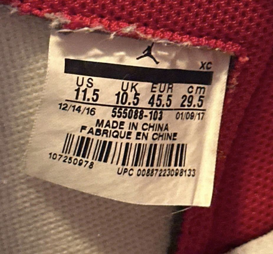 Jordan Brand Air Jordan 1 Retro OG High Metallic Red 2017 Size 11.5 Size US 11.5 / EU 44-45 - 10 Thumbnail