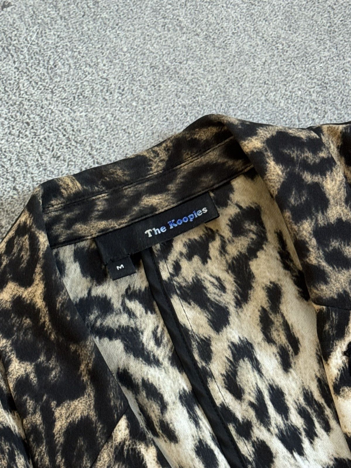 The Kooples The Kooples M/size leopard 🐆 printed blazer jacket luxury Size M / US 6-8 / IT 42-44 - 5 Thumbnail