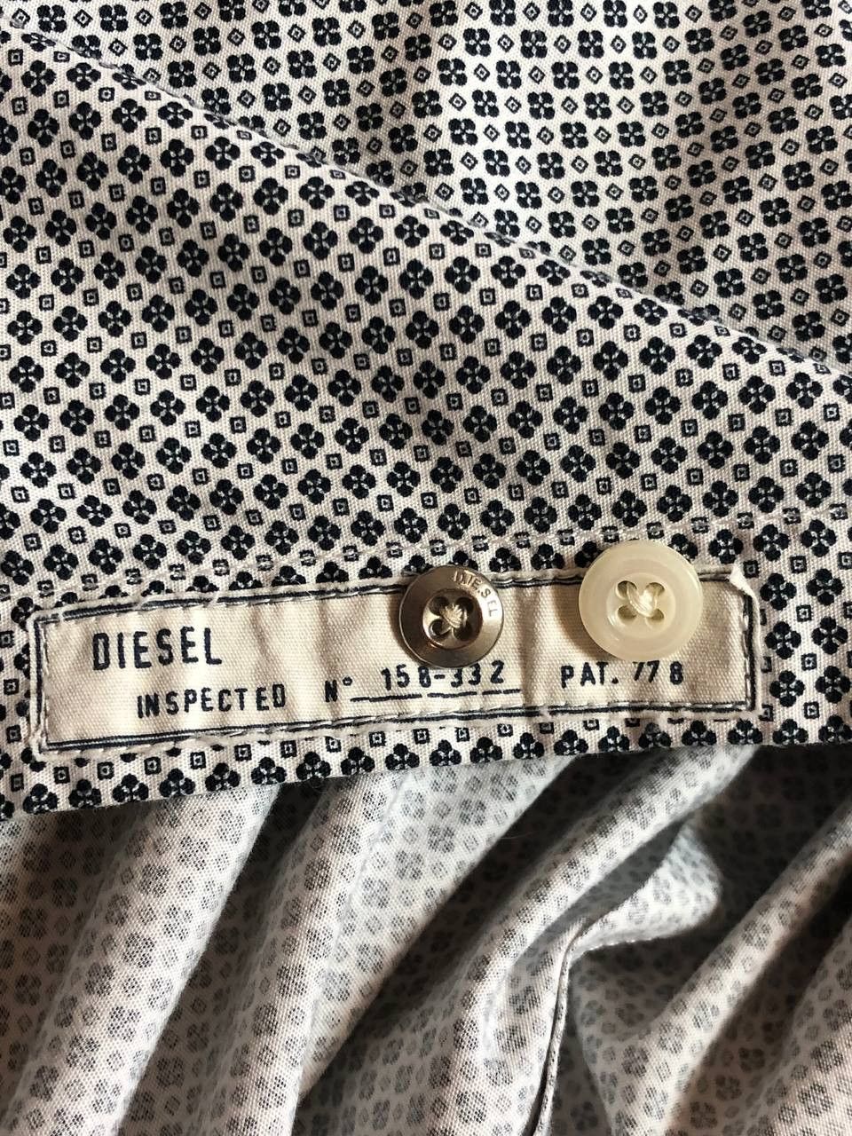 Diesel vintage Diesel Button Up Casual Logo Size US L / EU 52-54 / 3 - 5 Thumbnail