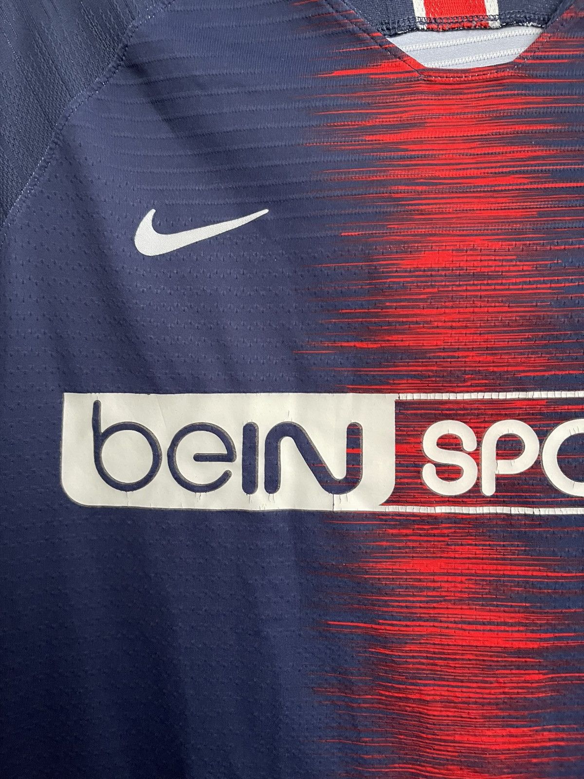 Nike 2018/2019 Nike Paris Saint Germain PSG Match Issue Jersey Size US M / EU 48-50 / 2 - 15 Thumbnail