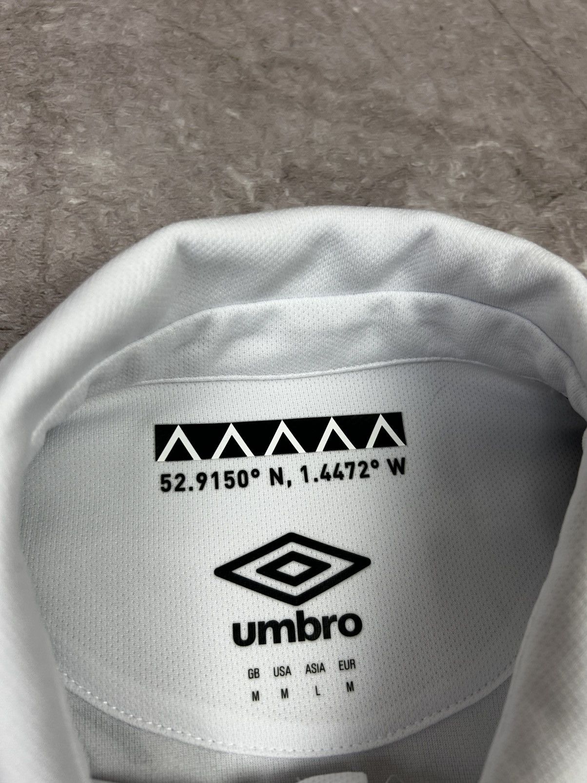 Umbro × Vintage Umbro Retro jersey tee shirt Derby county Size L Size US L / EU 52-54 / 3 - 5 Thumbnail