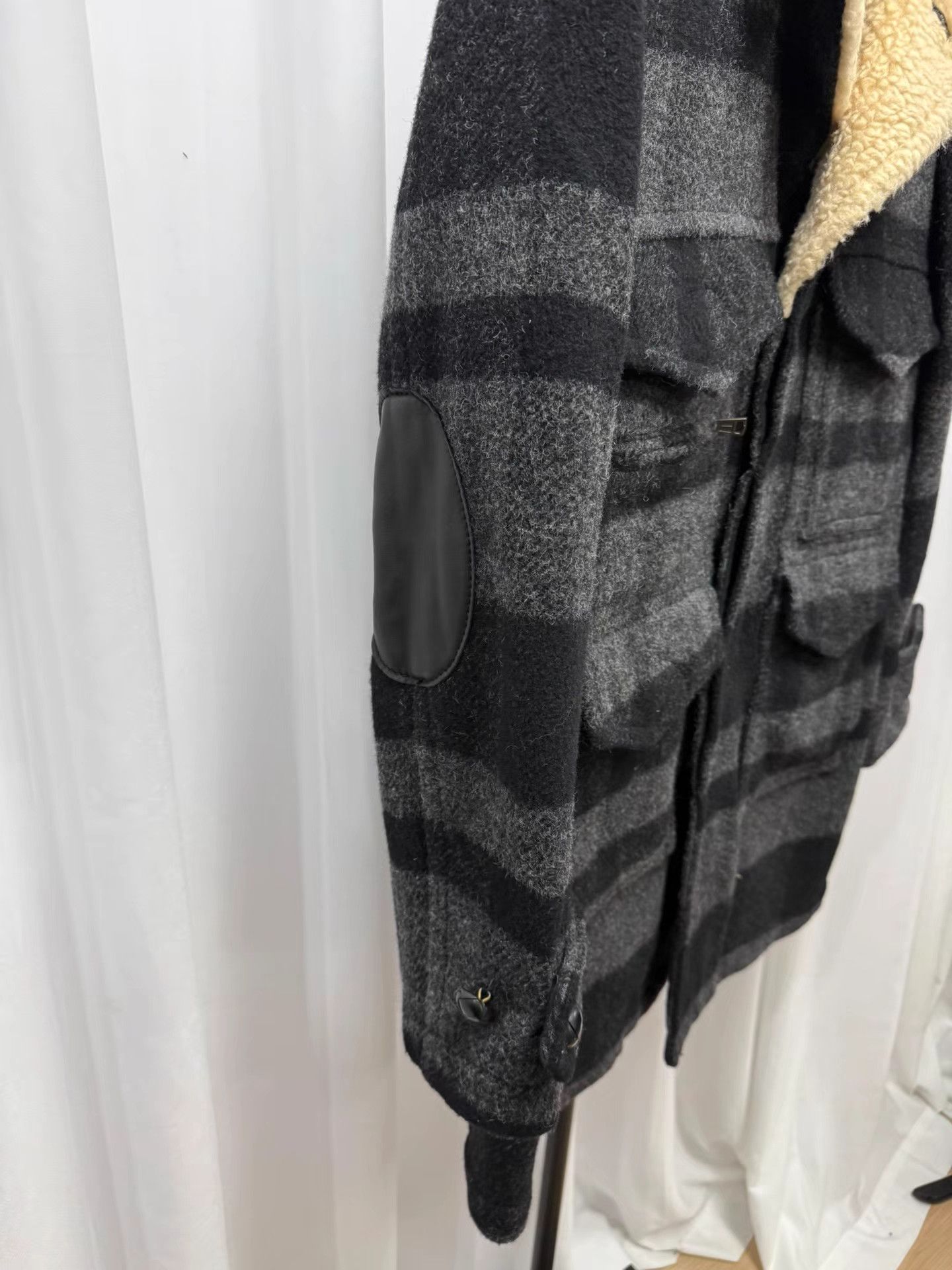 Number (N)ine Number (N)ine 08AW Fur Collar Wool Coat K20 Size US L / EU 52-54 / 3 - 5 Thumbnail