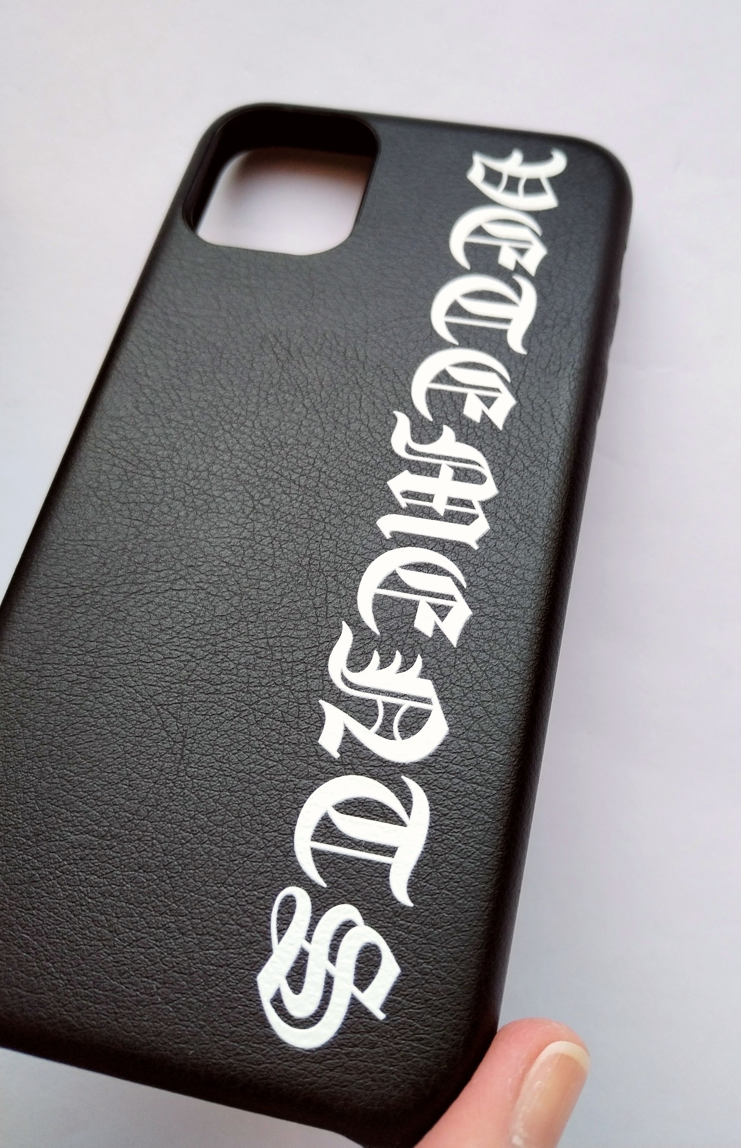 Vetements Iphone 11 Pro Max case w Goth letters Size ONE SIZE - 6 Thumbnail