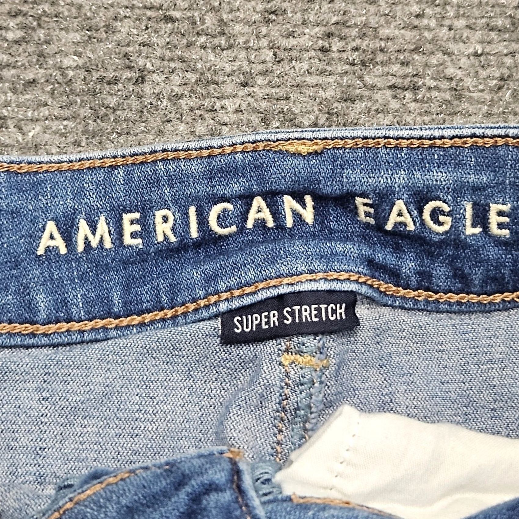 American Eagle Outfitters American Eagle Skirt Womens 2 Blue Denim Mini Distressed Raw Hem Boho Beach Size 26" / US 2 / IT 38 - 2 Thumbnail