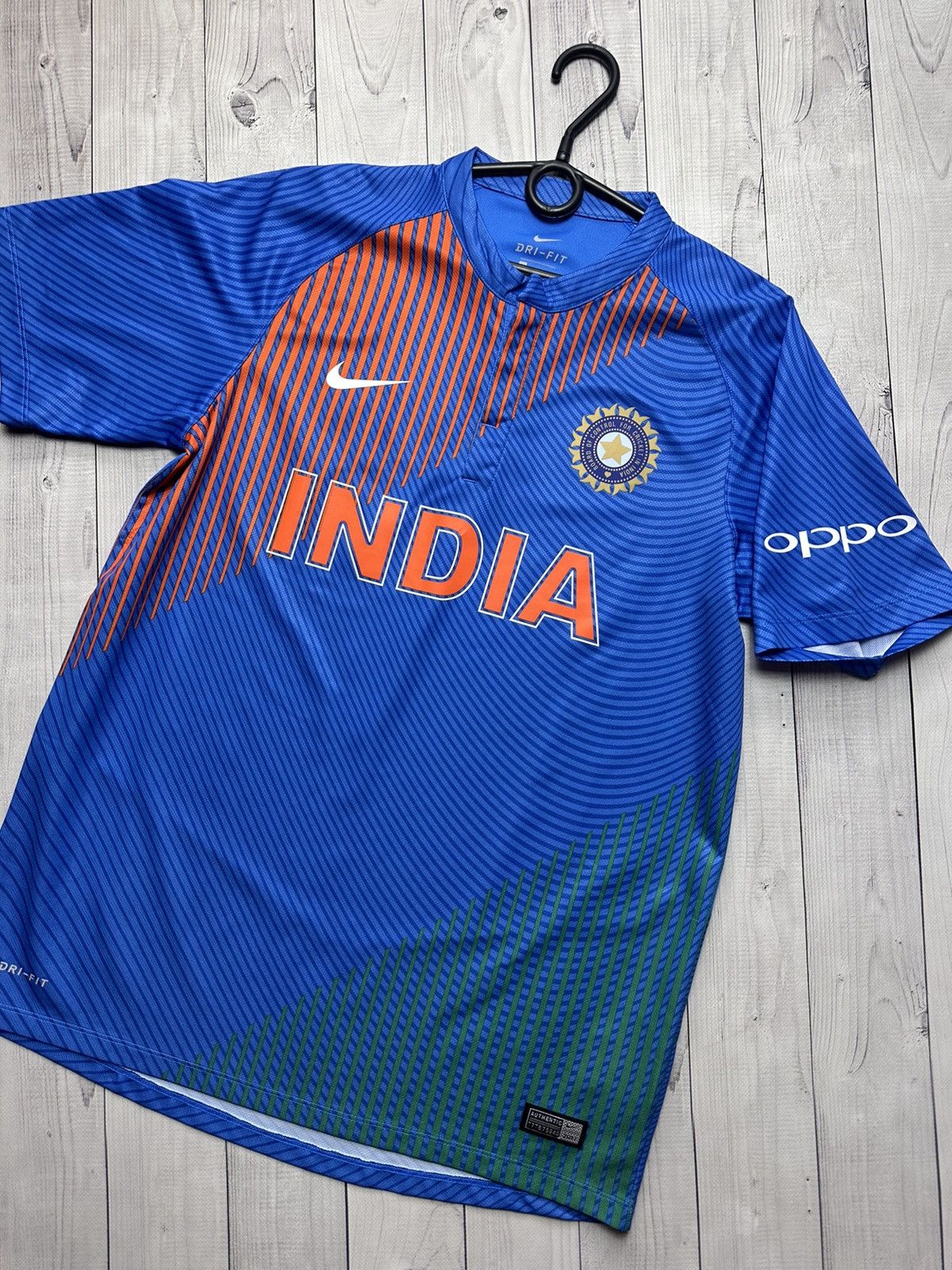 Other Nike Cricket India jersey size L logo Size US L / EU 52-54 / 3 - 2 Thumbnail