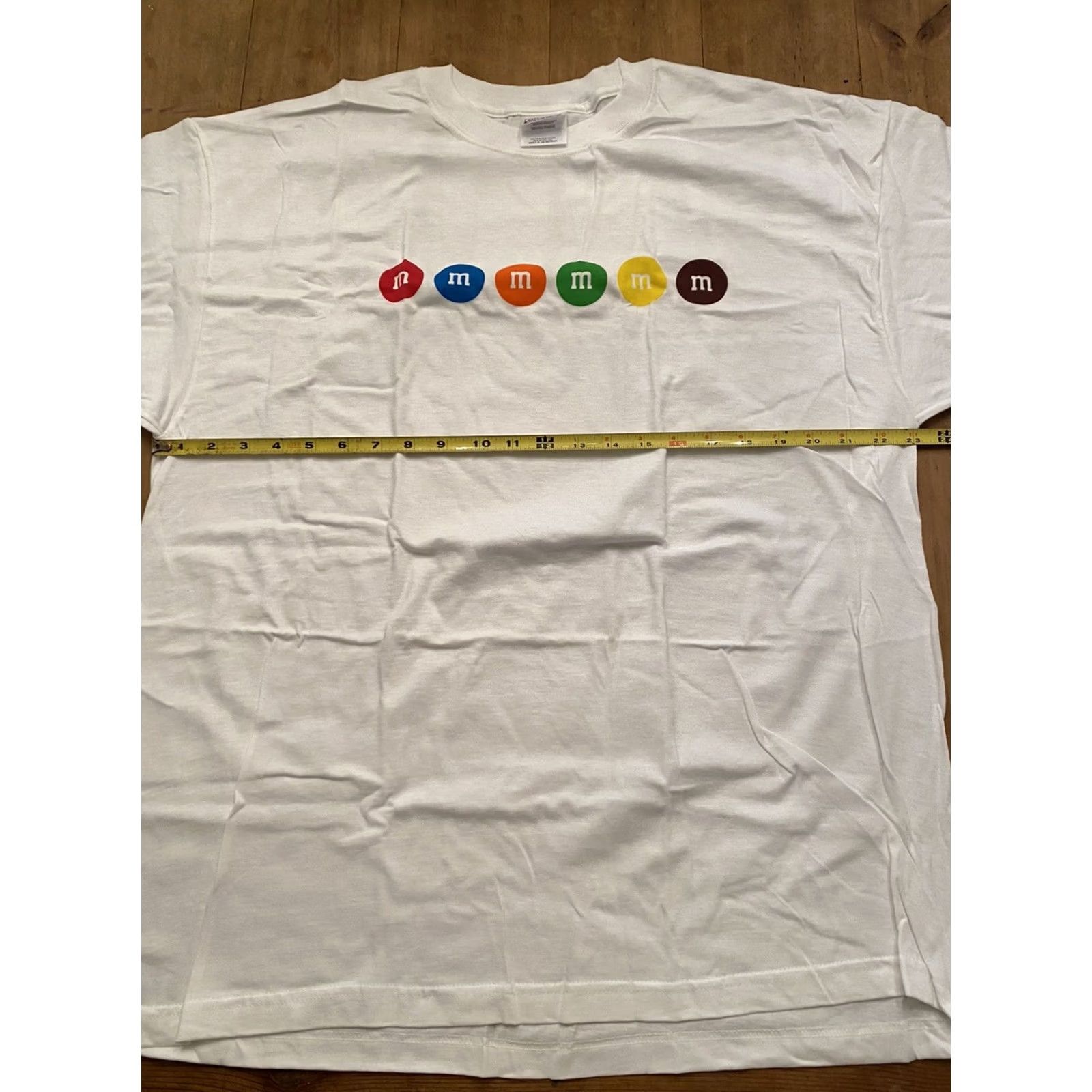 Hanes VINTAGE M & M White T-Shirt XL Hanes Beefy-T Shirt Men Size XL White American 2003 2002 (adjusted) Size US XL / EU 56 / 4 - 4 Thumbnail