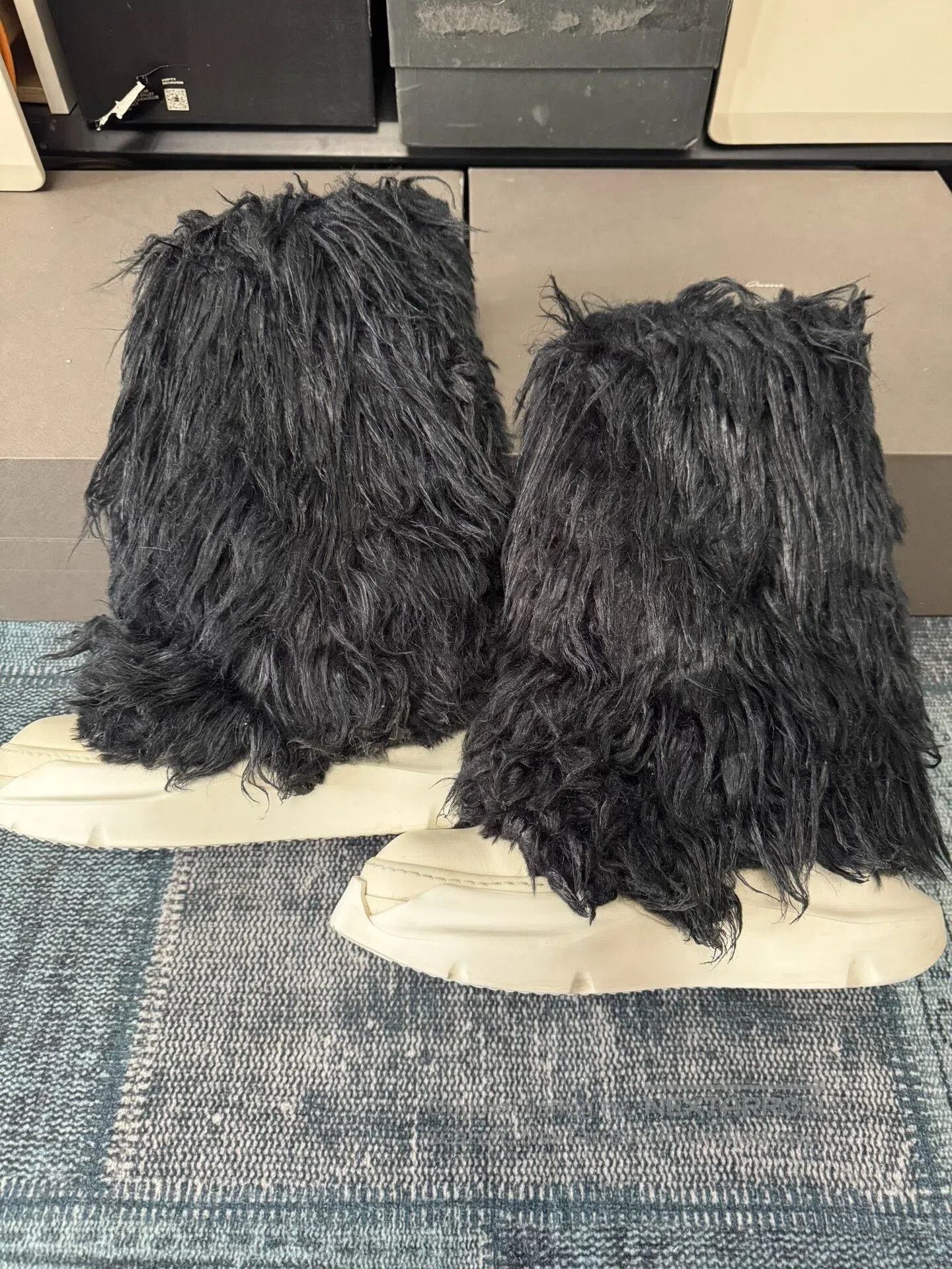 Rick Owens rick owens thick soled furry boots. Size US 7 / EU 40 - 4 Thumbnail