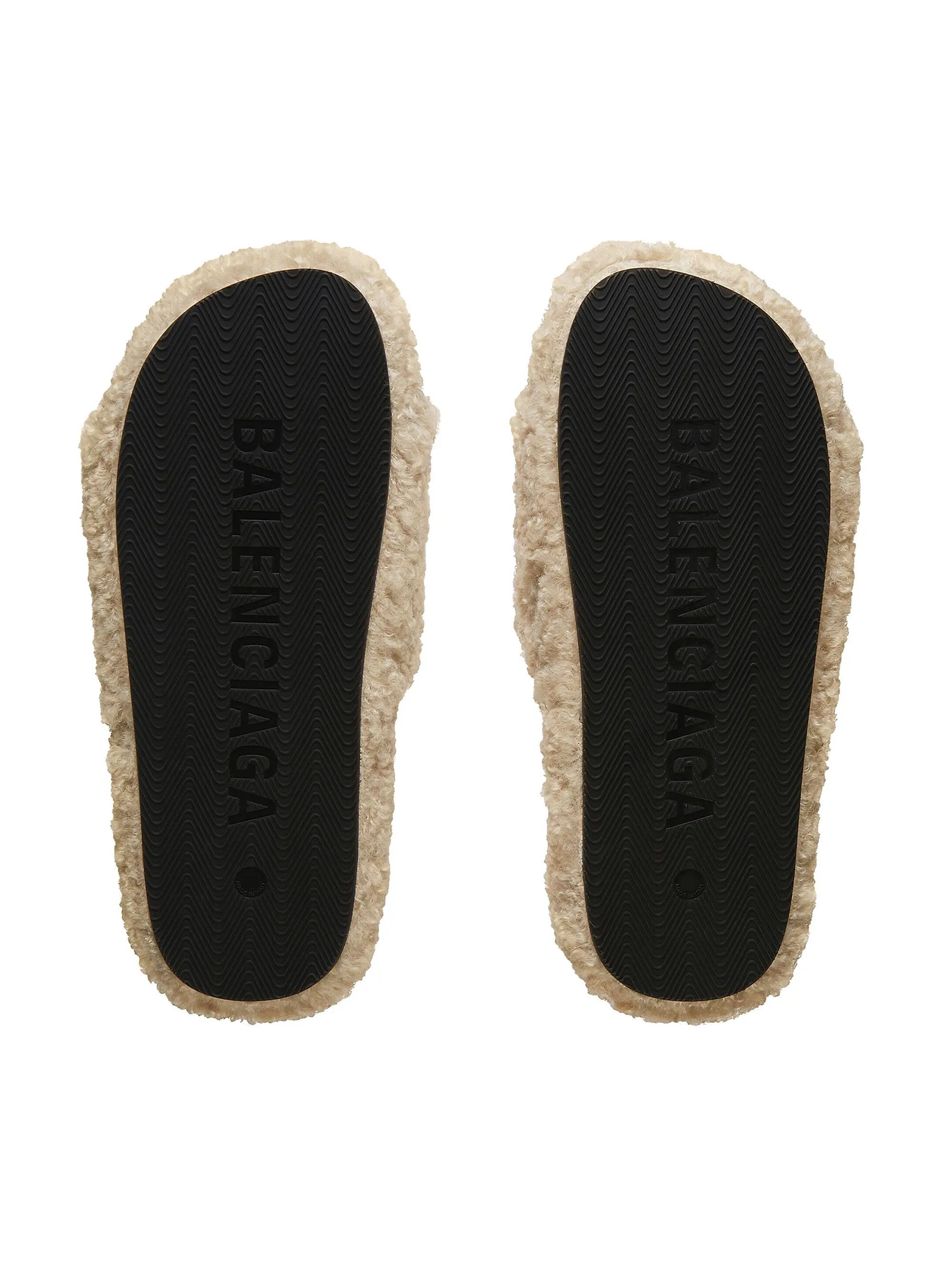 Balenciaga o1w1db11125 Furry Slide Sandals in Beige Size US 7 / IT 37 - 6 Thumbnail