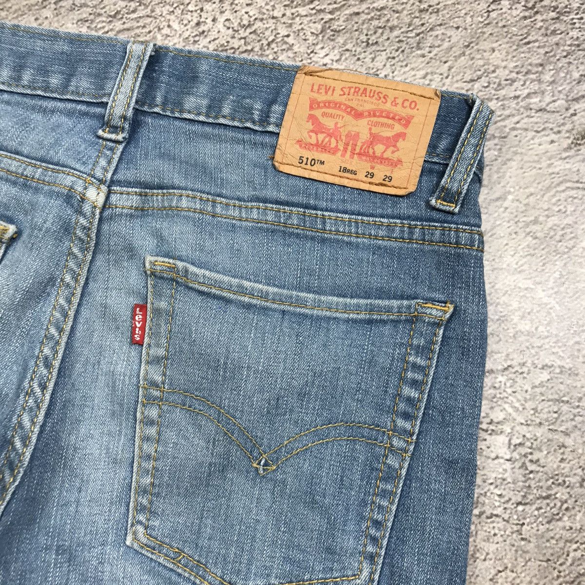 Vintage Vintage 90s Levi's Baggy Distressed Jeans Grunge Thrashed 29 Size US 29 - 6 Thumbnail