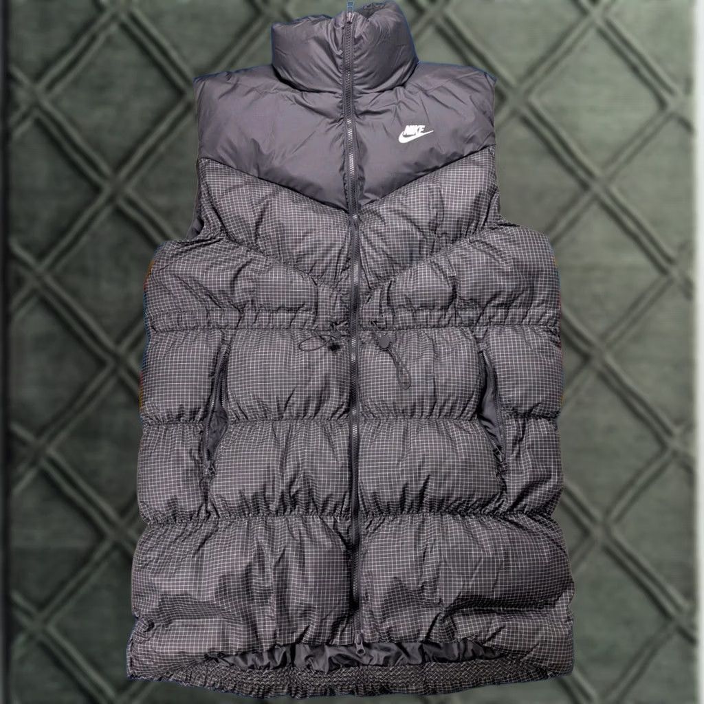Nike Nike Windpuffer Vest Therma-FIT Loose Black Womens Medium Long Puffer Zip Size M / US 6-8 / IT 42-44 - 1 Thumbnail