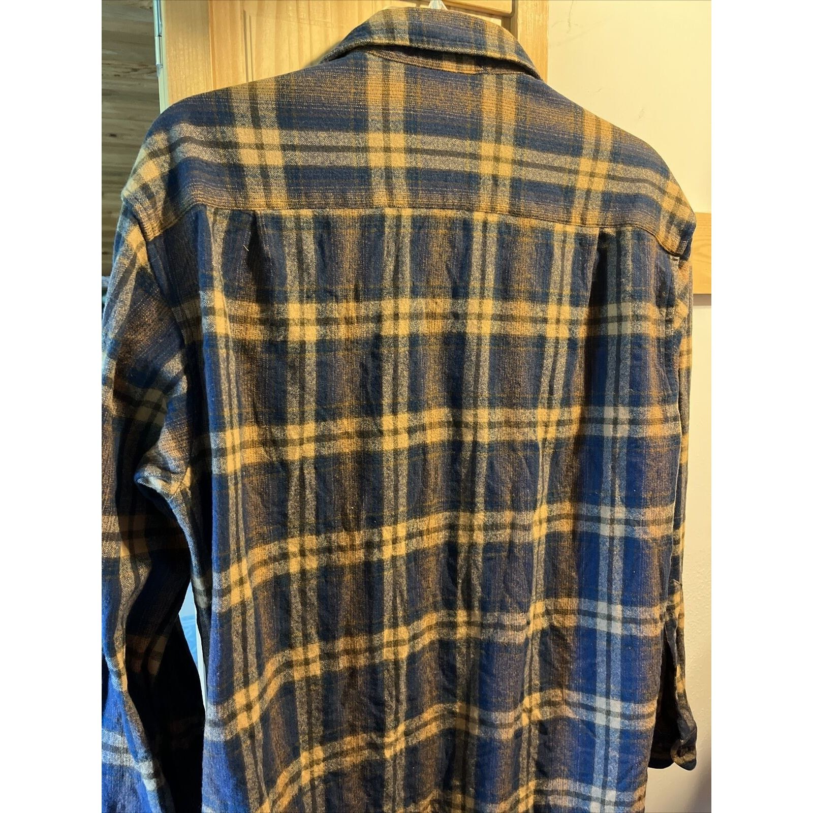 Pendleton Pendleton Lodge Mens M Wool Flannel Navy Yellow Plaid Shirt Size US M / EU 48-50 / 2 - 11 Thumbnail
