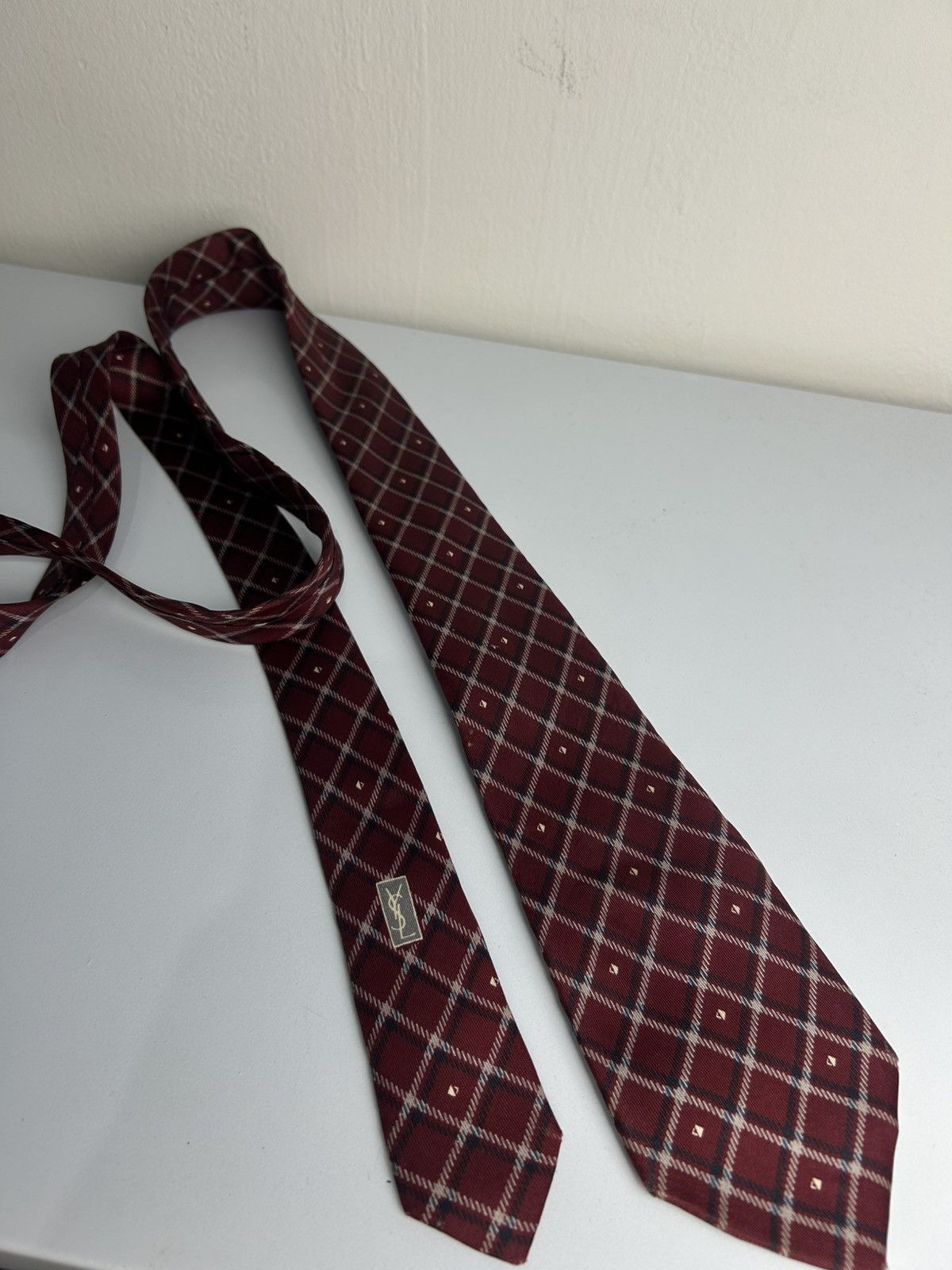 Yves Saint Laurent YvesSaintLaurent Size ONE SIZE - 2 Thumbnail