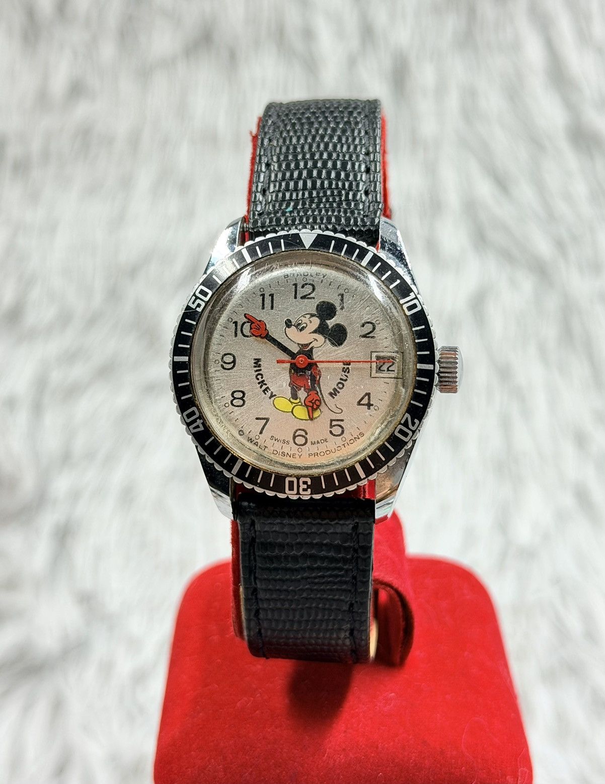 Seiko VTG Skin Diver BRADLEY Mickey Mouse Hand Wind Men’s Watch Size ONE SIZE - 1 Thumbnail