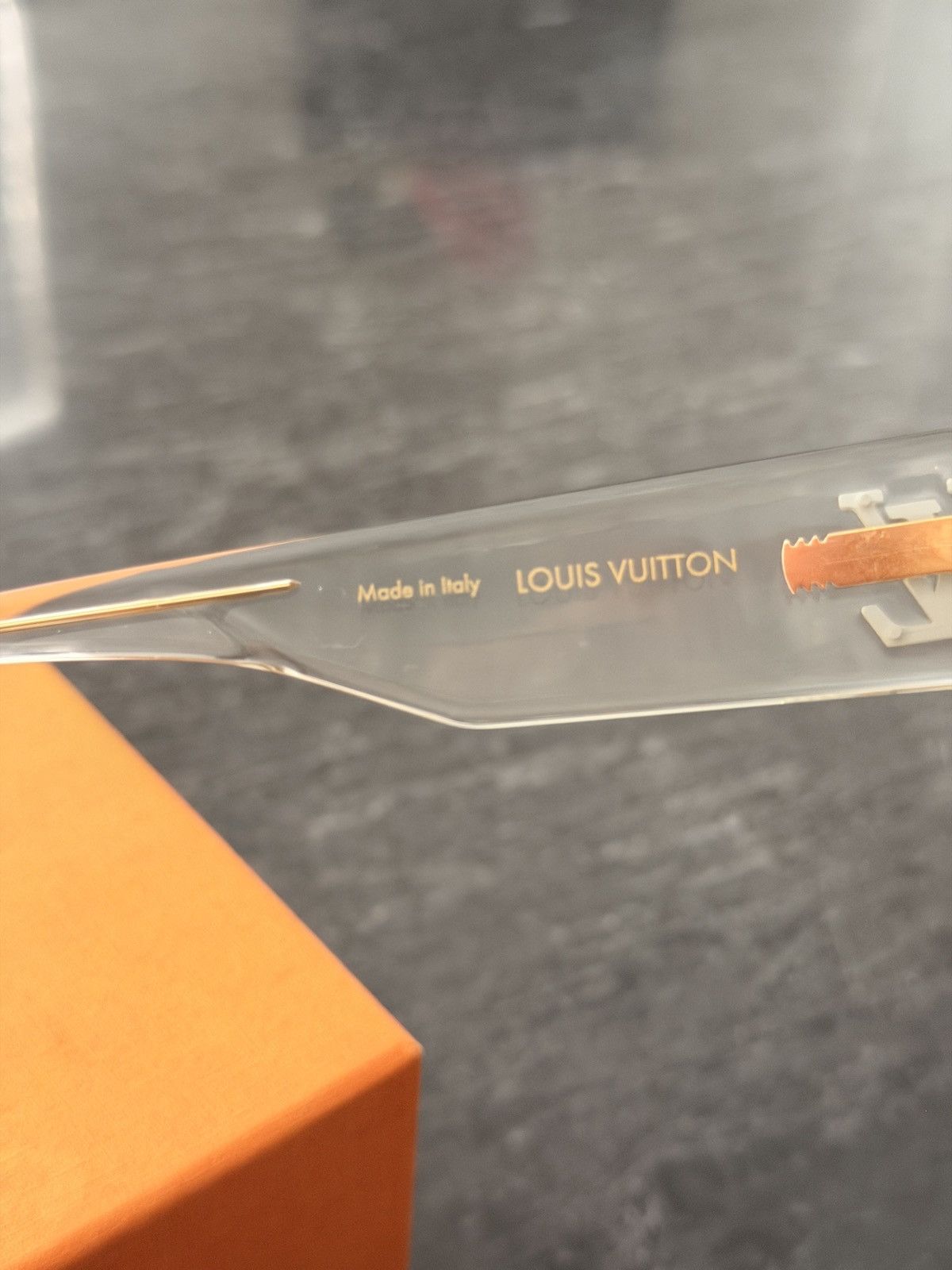 Louis Vuitton Louis Vuitton Clear Crystal-Accent cyclone Sunglasses Size ONE SIZE - 7 Thumbnail