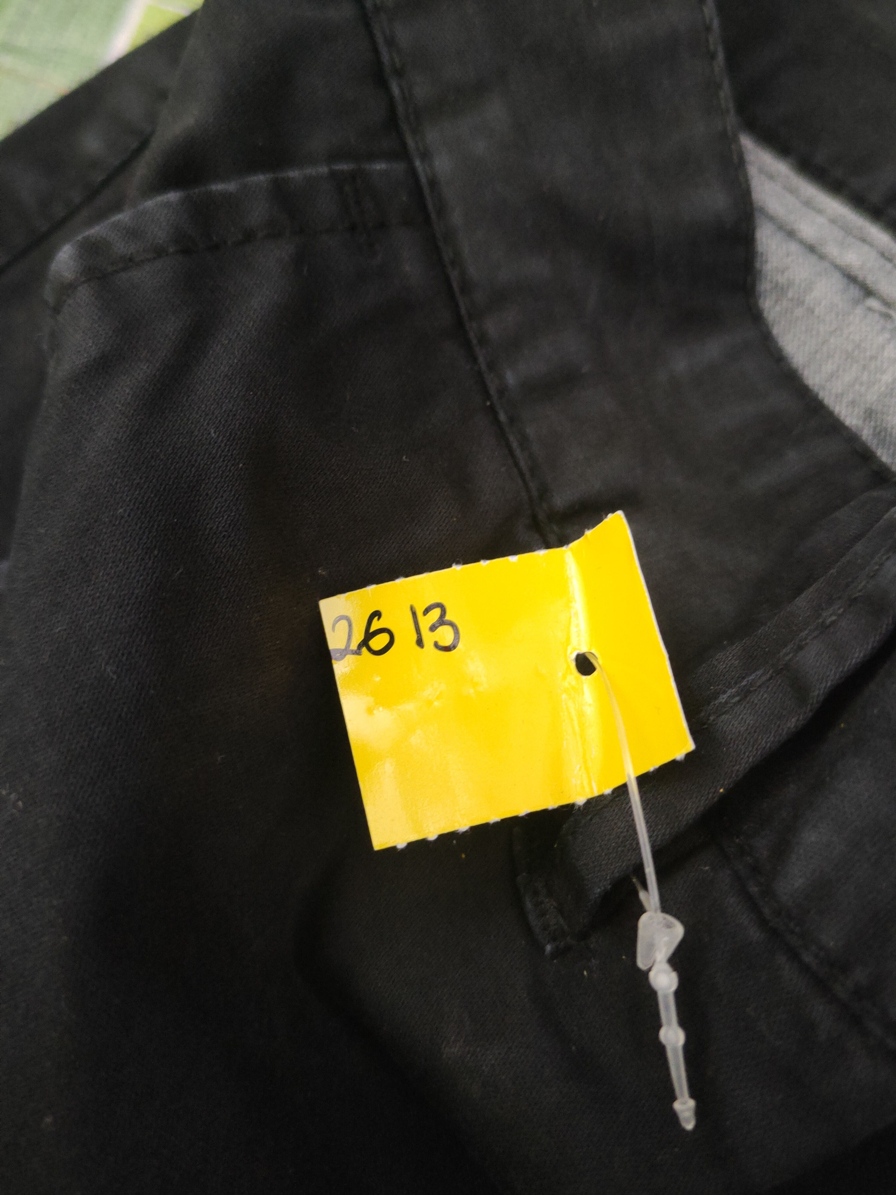 Japanese Brand DL Uniqlo Black Multipocket Cargo Pants #2613 Size US 33 - 16 Thumbnail