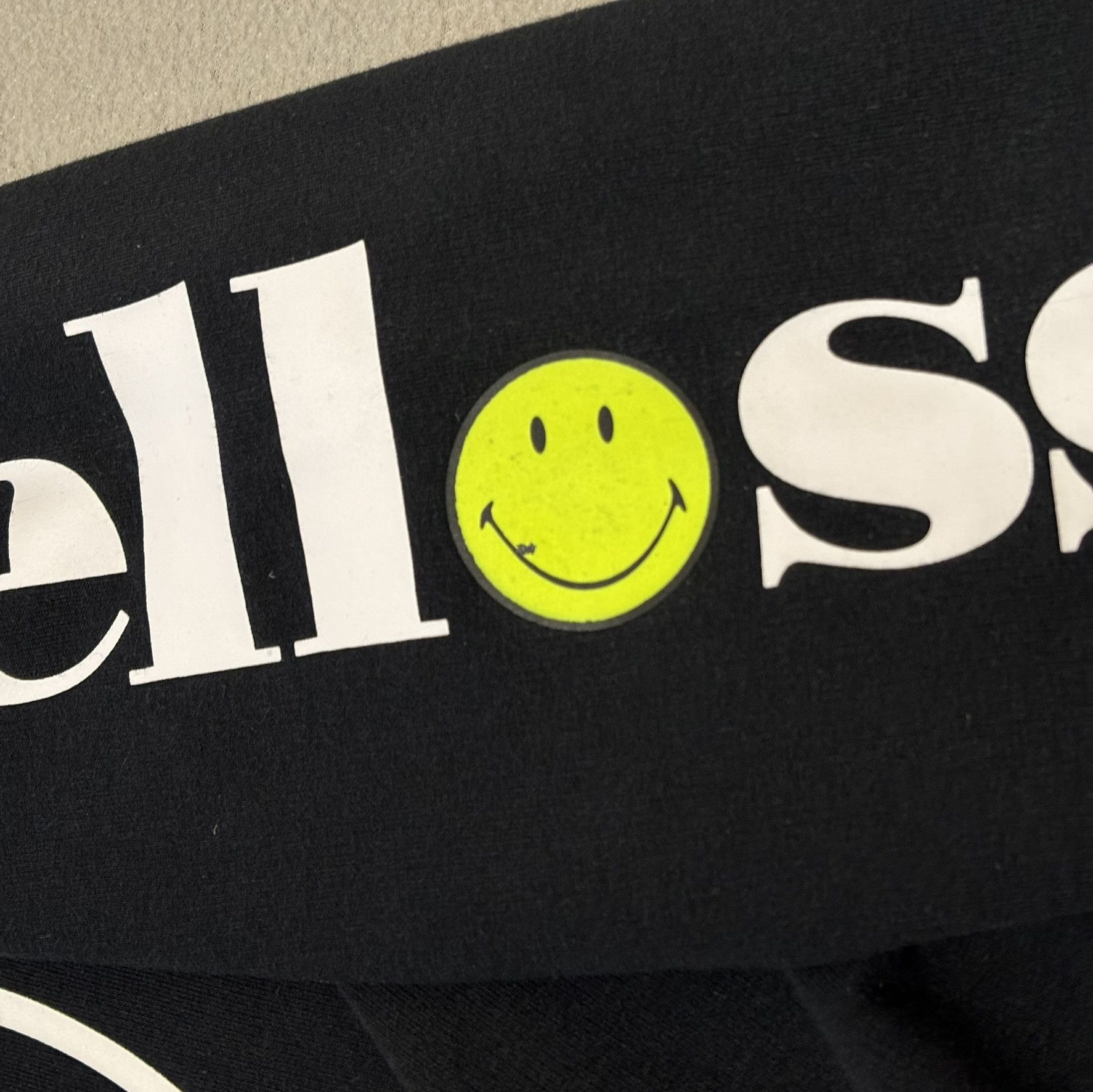 Ellesse Ellesse x Smiley sweatshirt size L Size US L / EU 52-54 / 3 - 9 Thumbnail