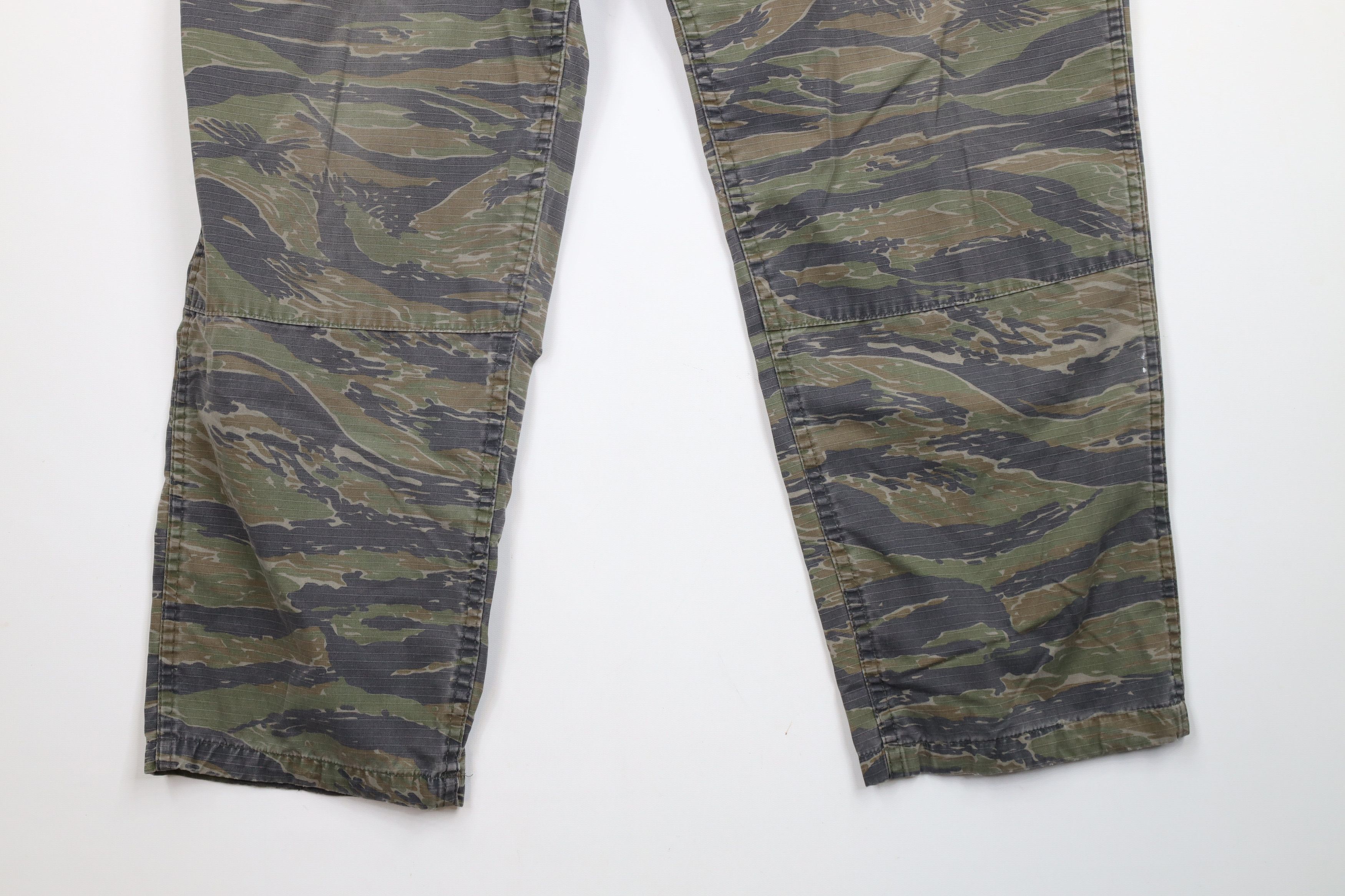 Vintage Vintage 90s Streetwear Baggy Wide Leg Camouflage Cargo Pants Size US 36 / EU 52 - 4 Thumbnail