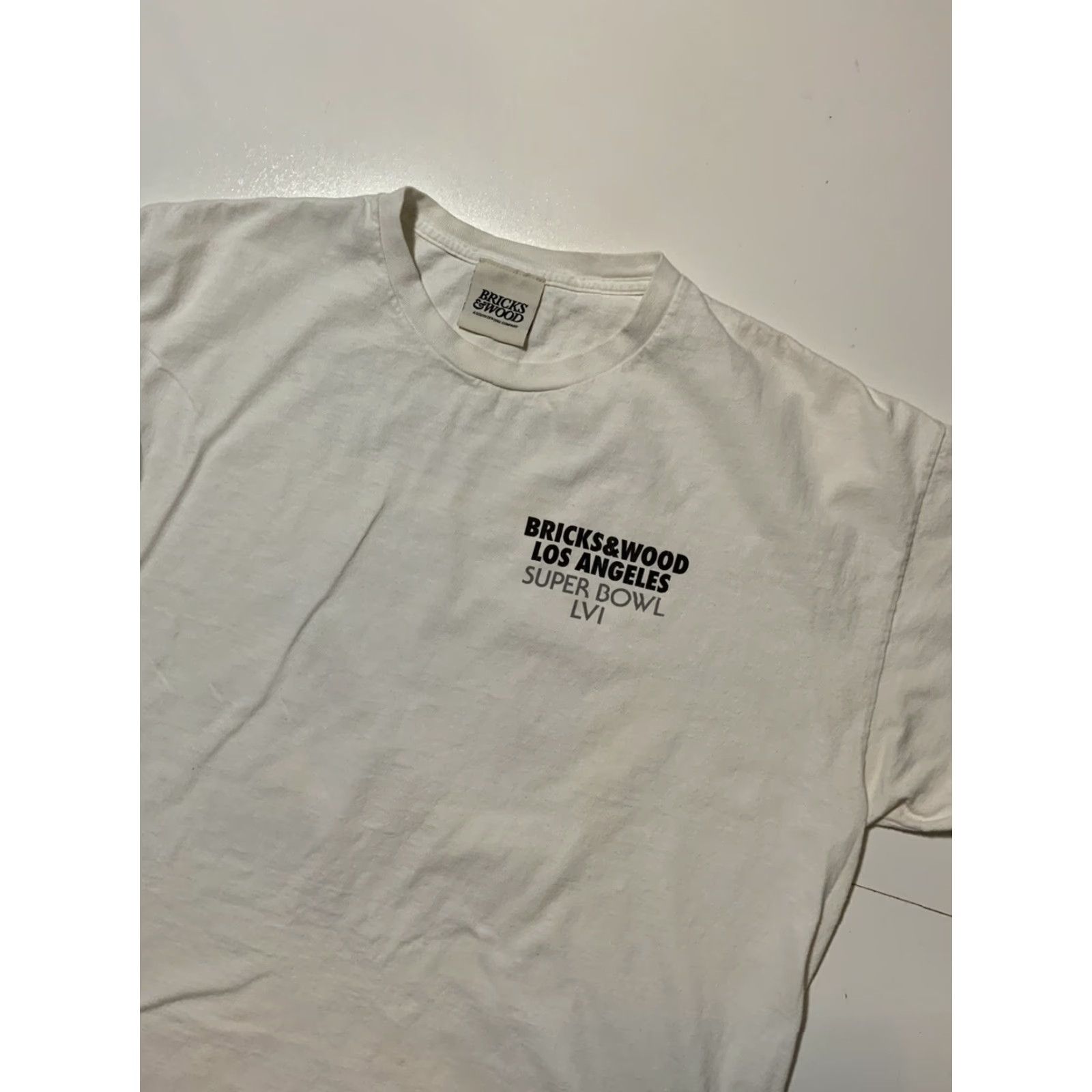 Bricks & Wood Bricks And Wood Los Angeles Super Bowl LVI Football Helmet S/S Crew T-Shirt Sz. XXL White Mens Crew Neck. Size US XXL / EU 58 / 5 - 3 Thumbnail
