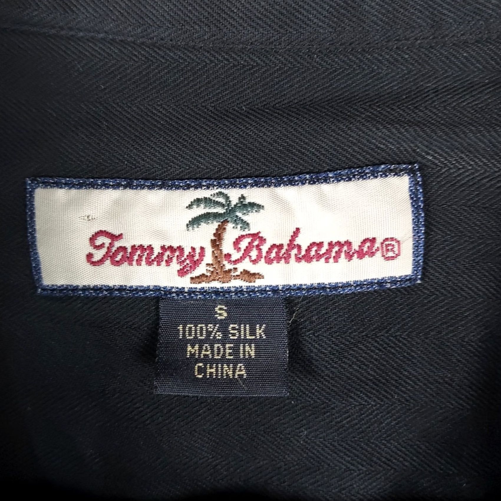 Tommy Bahama Tommy Bahama Silk Hawaiian Shirt Birdie Watching Golf Embroidery Men’s S Black Short Sleeve Button-Up Collared Casual Hawaii Summer Spring Mens Size US S / EU 44-46 / 1 - 3 Thumbnail