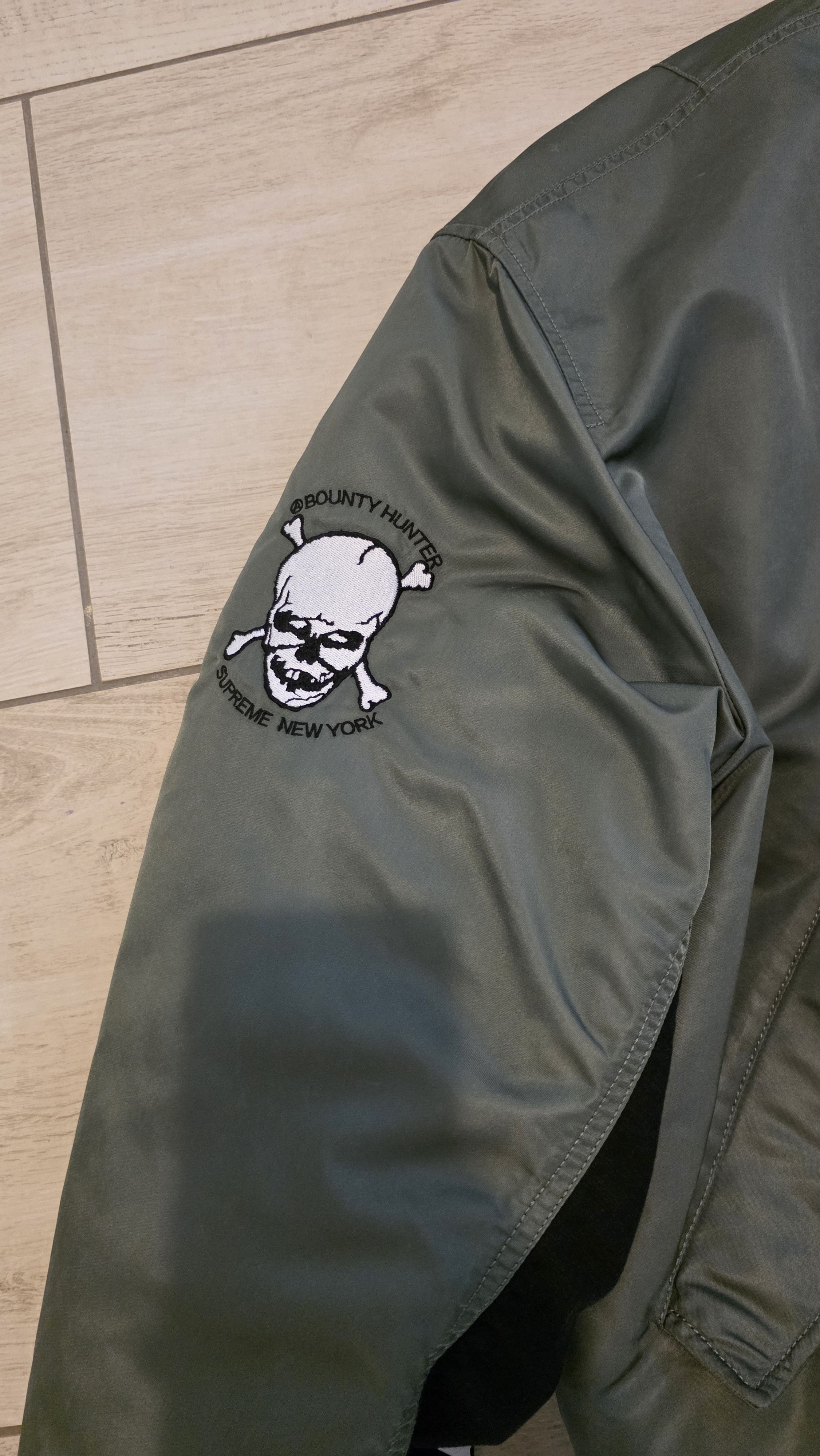 Alpha Industries × Bounty Hunter × Supreme Supreme x Bounty Hunter MA-1 Bomber Size US XL / EU 56 / 4 - 4 Thumbnail