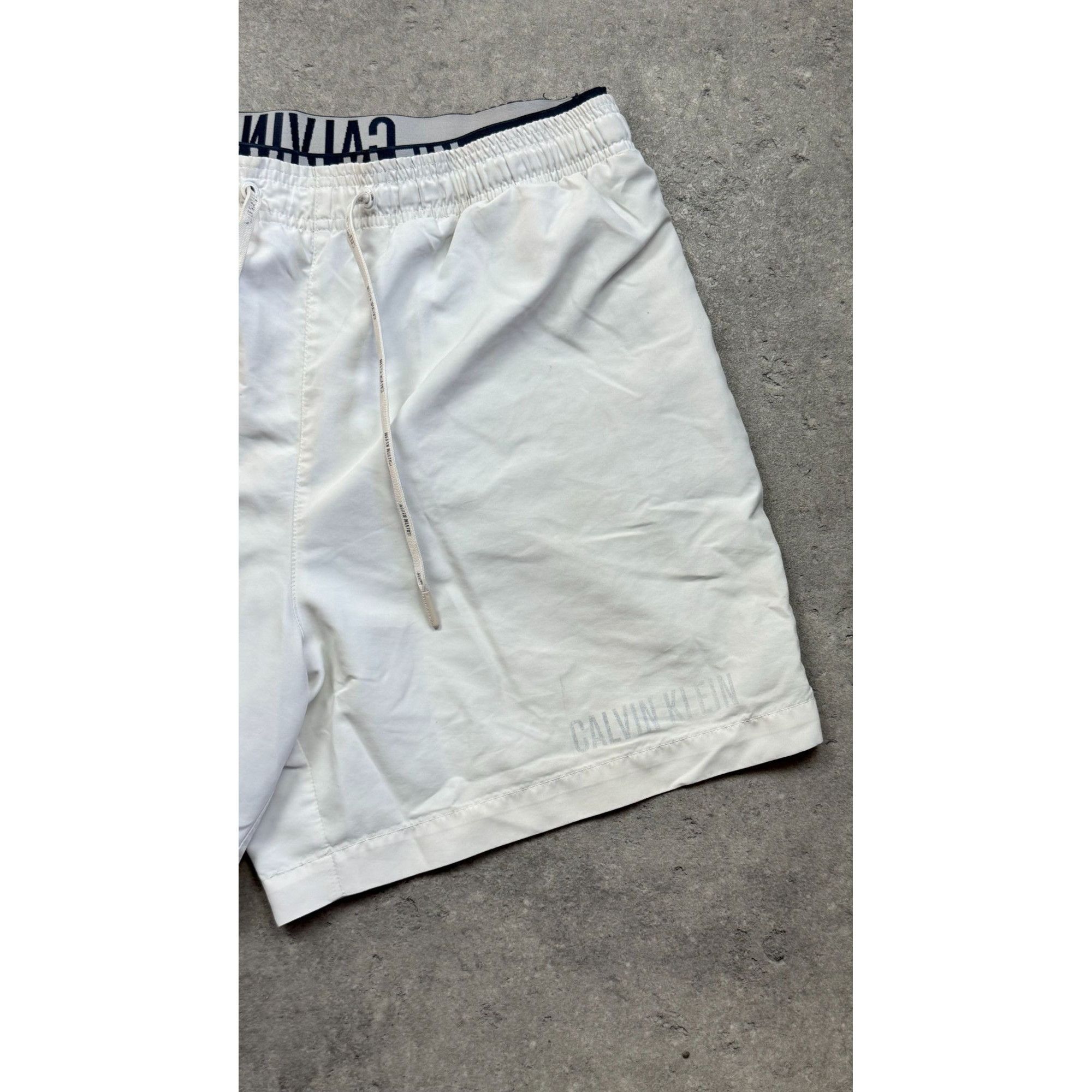 Calvin Klein CALVIN KLEIN Men's Double Waistband Swim Shorts – White – Si Size US 36 / EU 52 - 9 Thumbnail