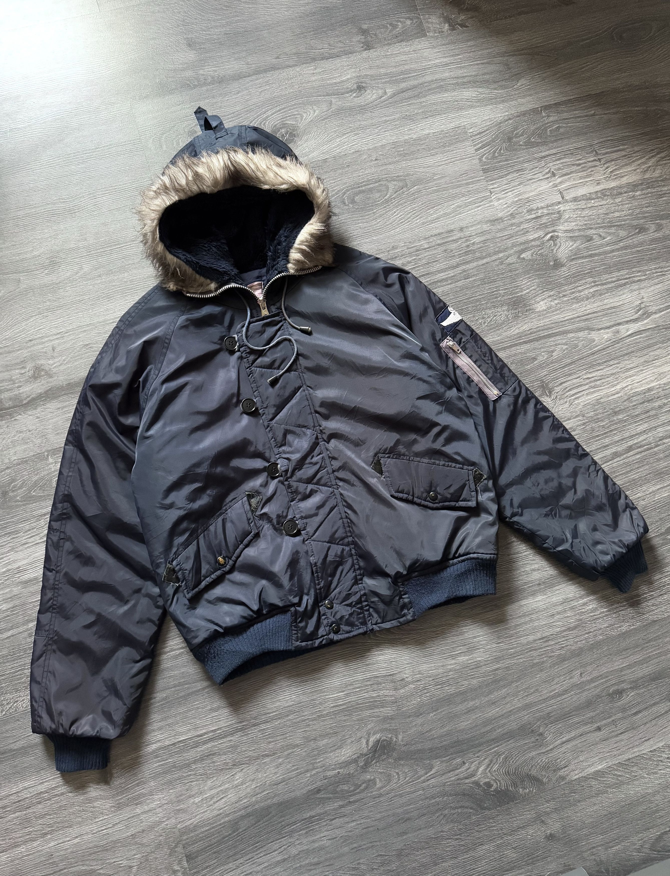 新品未使用タグ付き】y2k アルファ n-2b ショート丈 opium