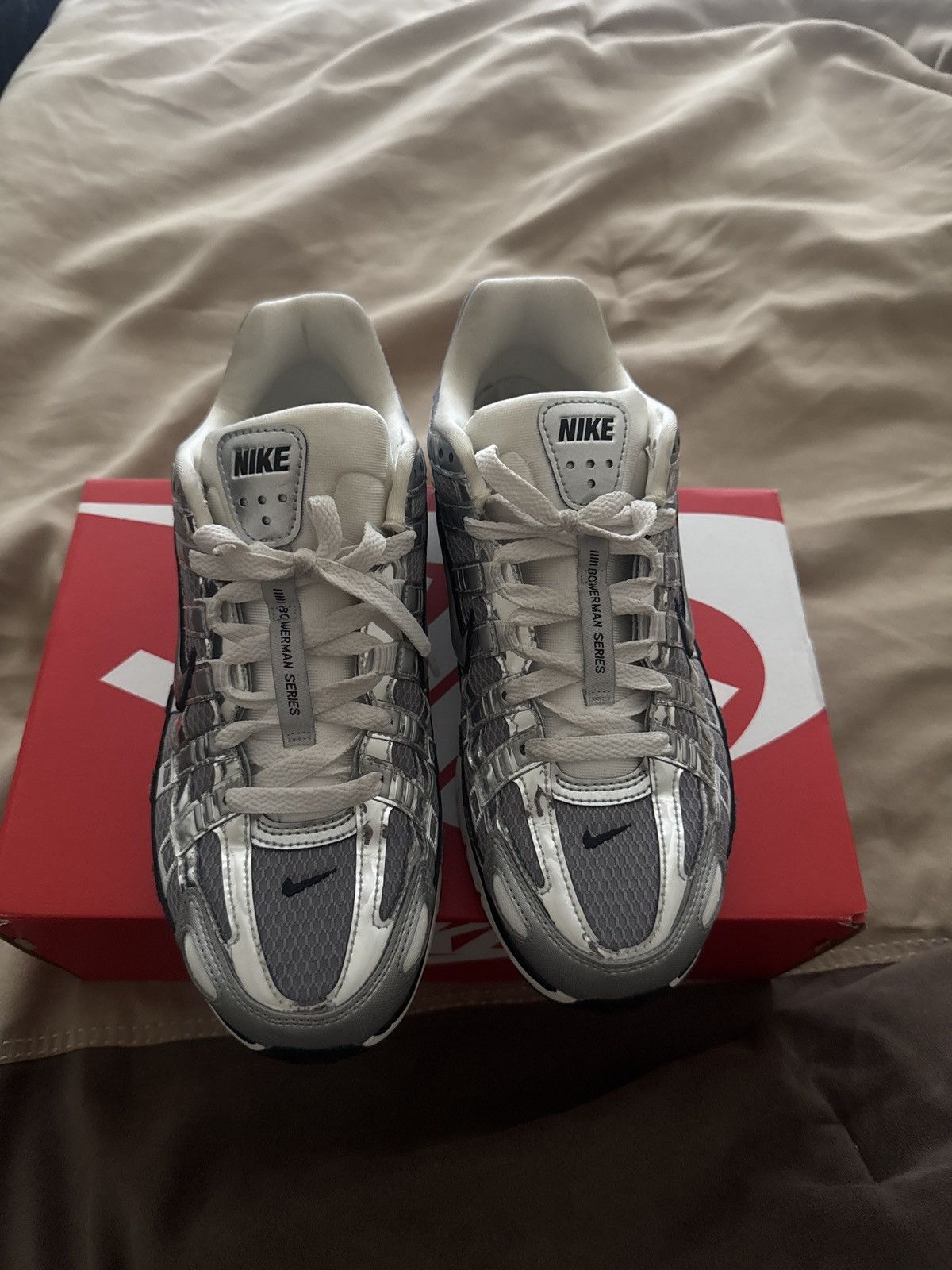 Nike Nike P-6000 Size US 8 / EU 41 - 3 Thumbnail