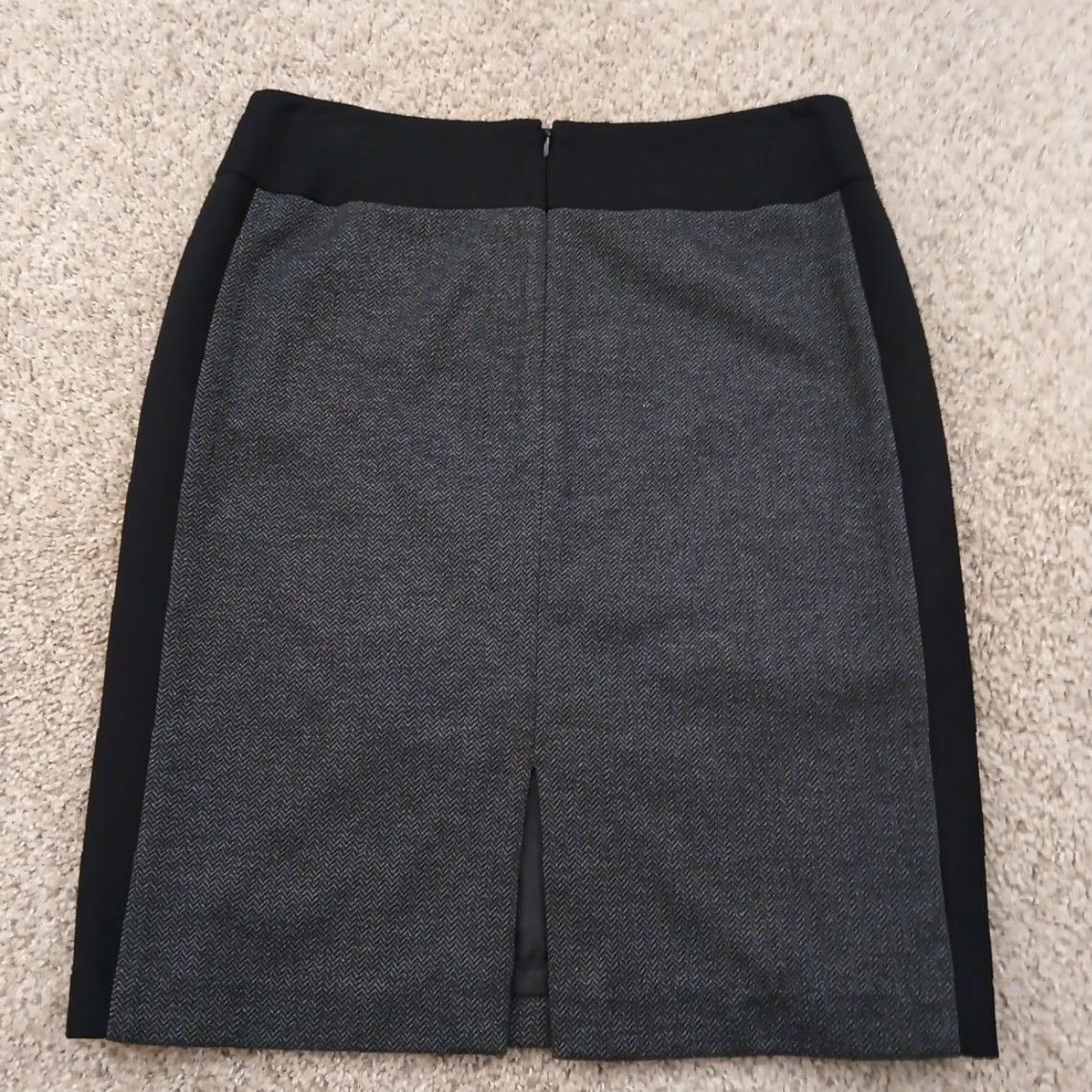 Vintage Tahari Skirt Women Knee Length Pencil Lined Slit Gray 10 Herringbone Size 32" / US 10 / IT 46 - 6 Thumbnail