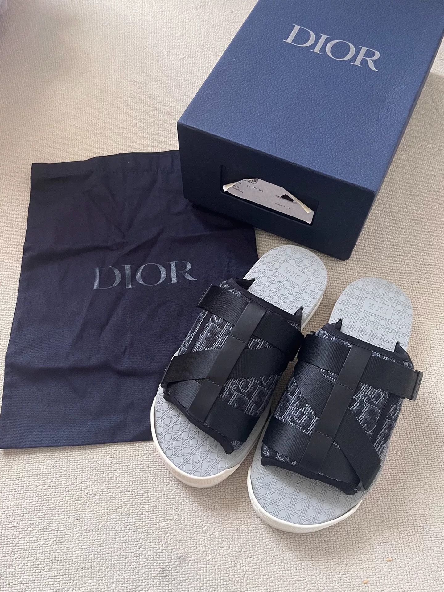 Dior dior alpha black comfortable men's sandals Size US 10 / EU 43 - 1 Thumbnail