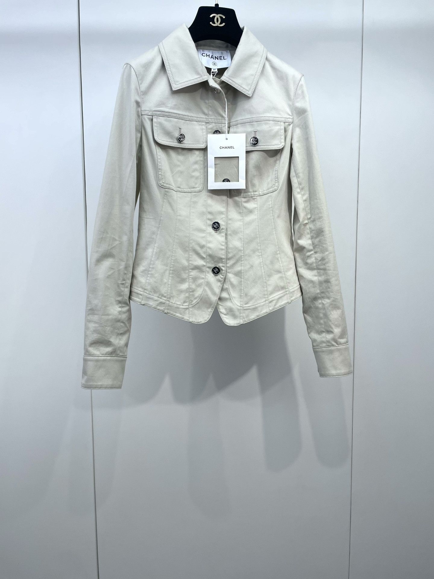 Chanel Chanel 26P Khaki Fitted Jacket Size XXS / US 00 / IT 34 - 1 Thumbnail