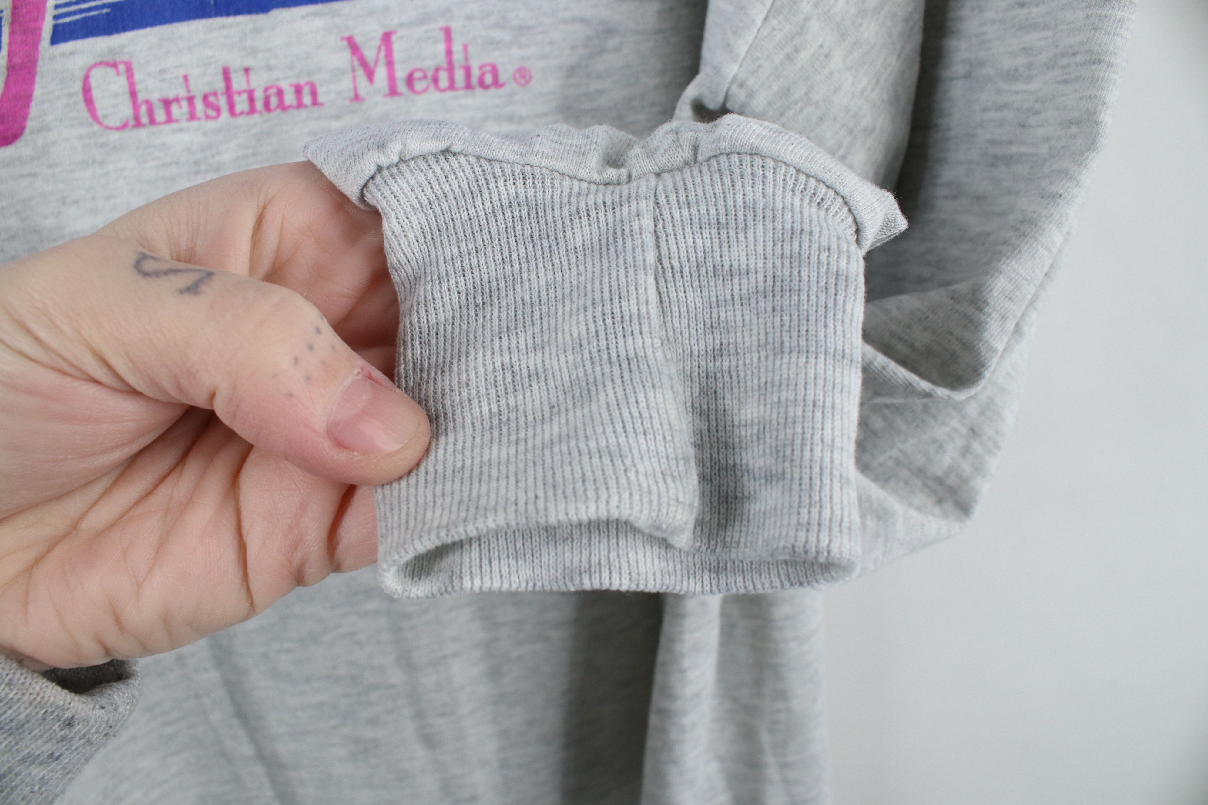 Vintage Vintage 90s Gods Service Christian Media Long Sleeve T-Shirt Size L / US 10 / IT 46 - 7 Thumbnail