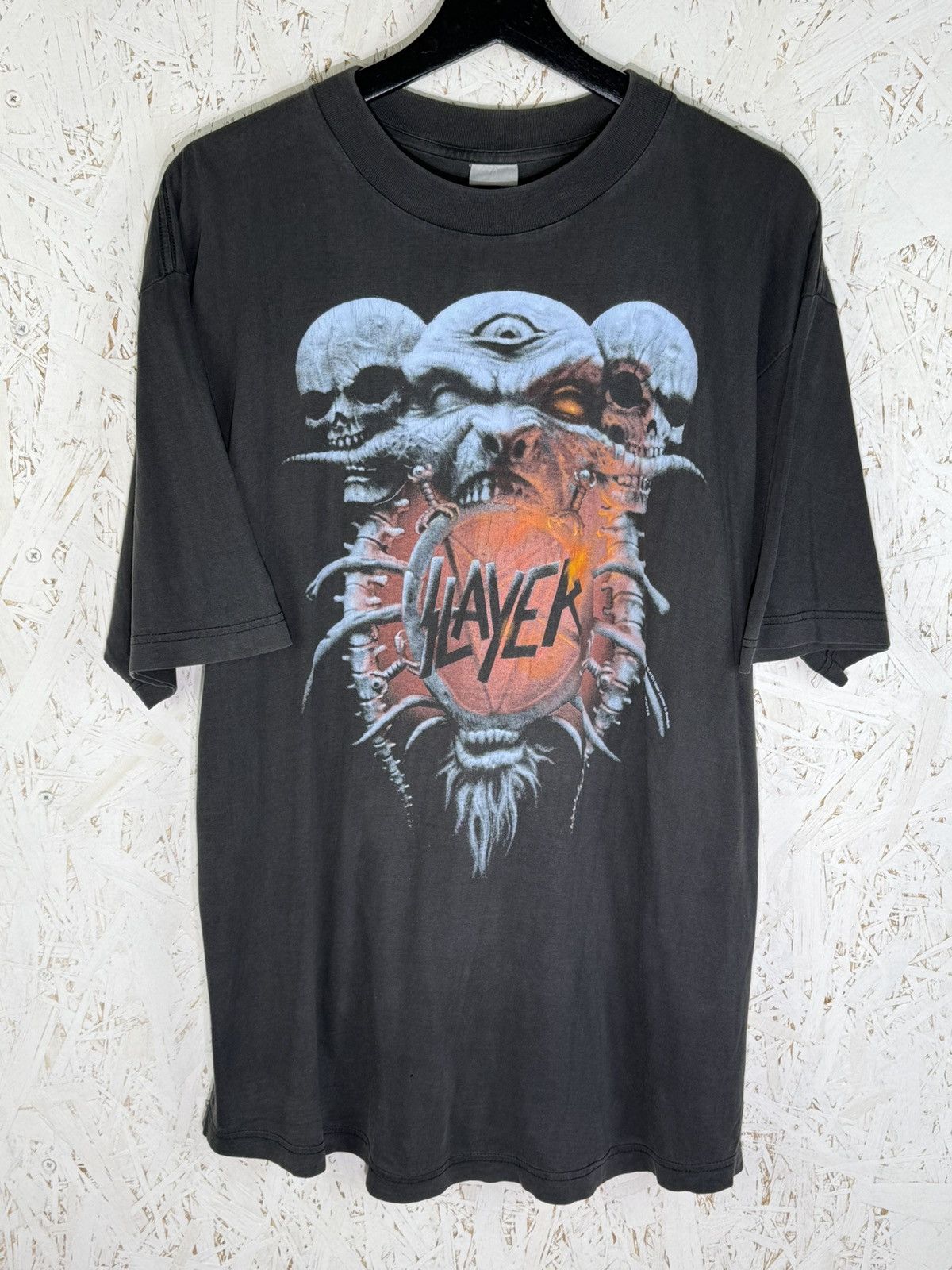 Band Tees Slayer 1995 Death Loves Final Embrace Thrash Metal T-Shirt Size US XL / EU 56 / 4 - 1 Thumbnail