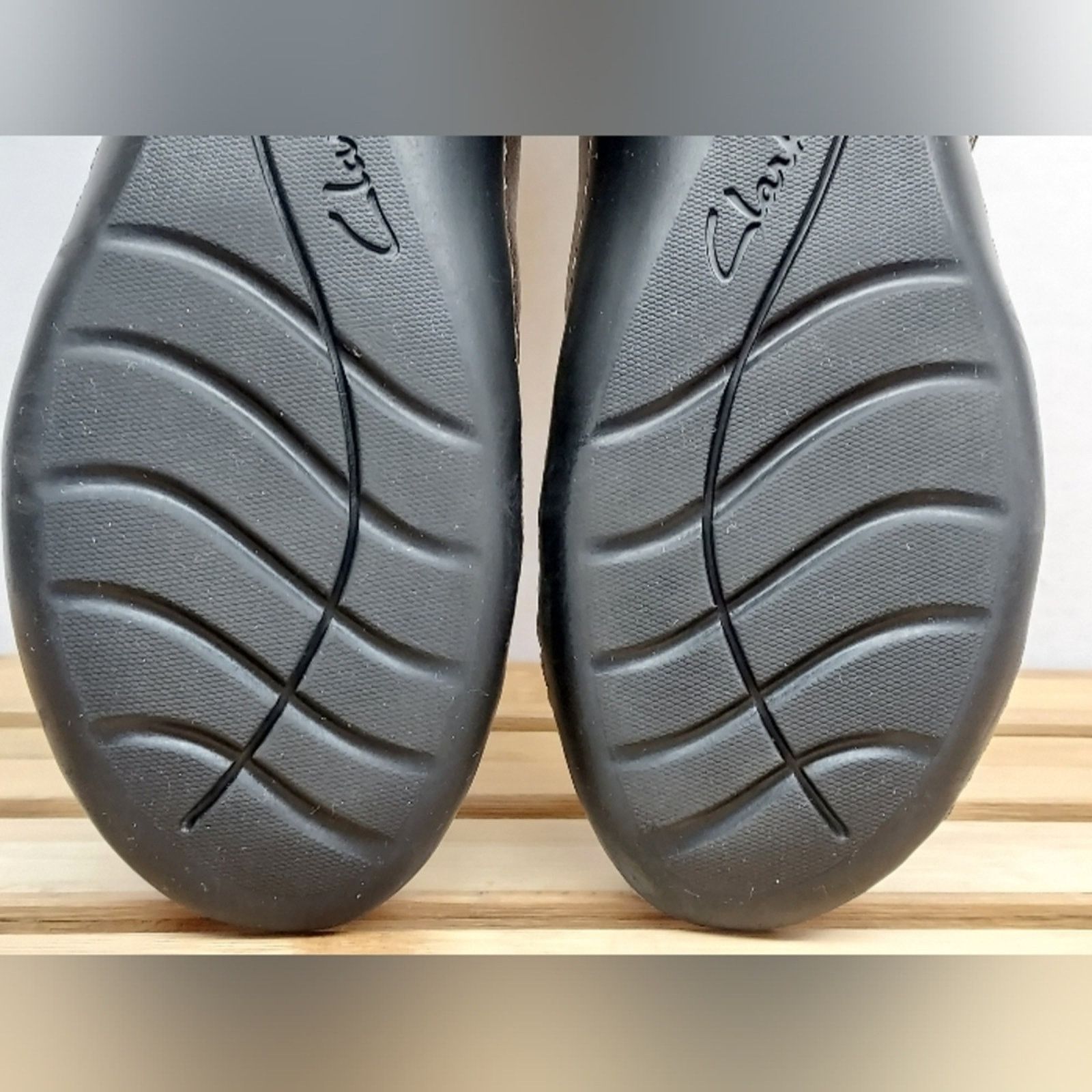 Clarks Clarks Womens | Bronze | Ashland Spin Shoes Size 9.5 Size US 9.5 / IT 39.5 - 10 Thumbnail