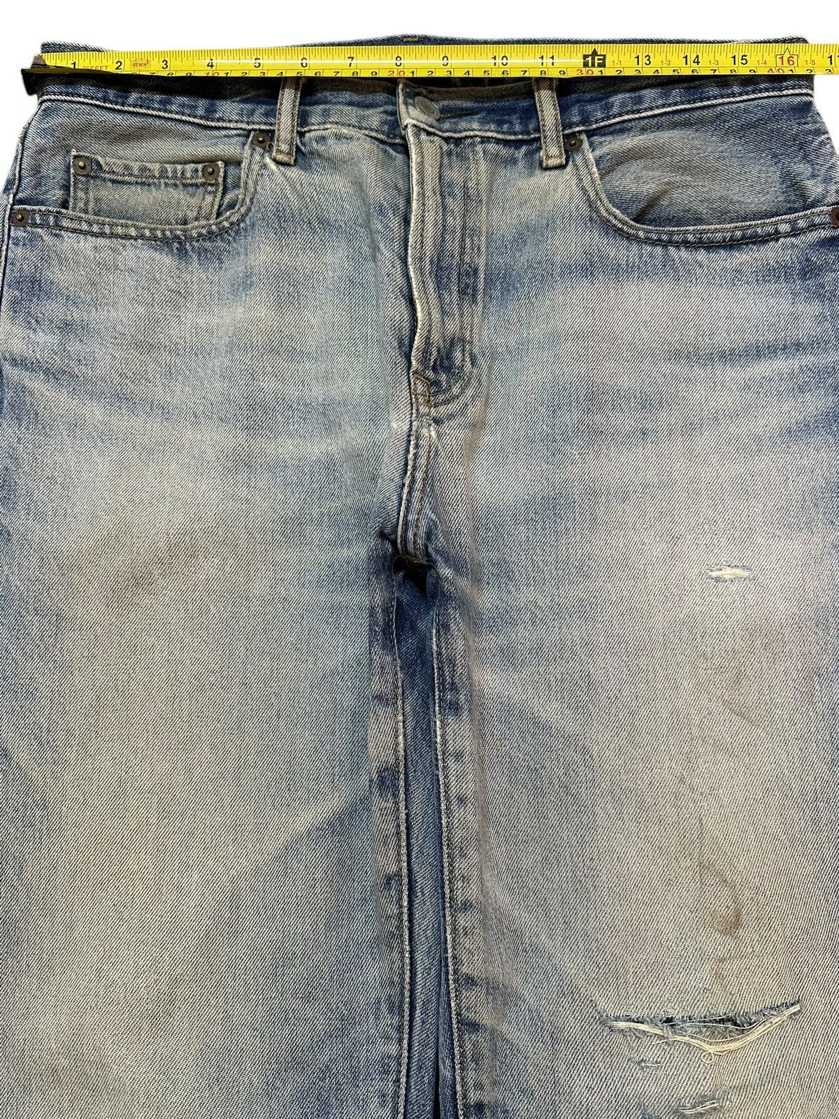Uniqlo Vintage Japanese Uniqlo Faded Wash Distressed Loose Jeans Size US 32 / EU 48 - 12 Thumbnail