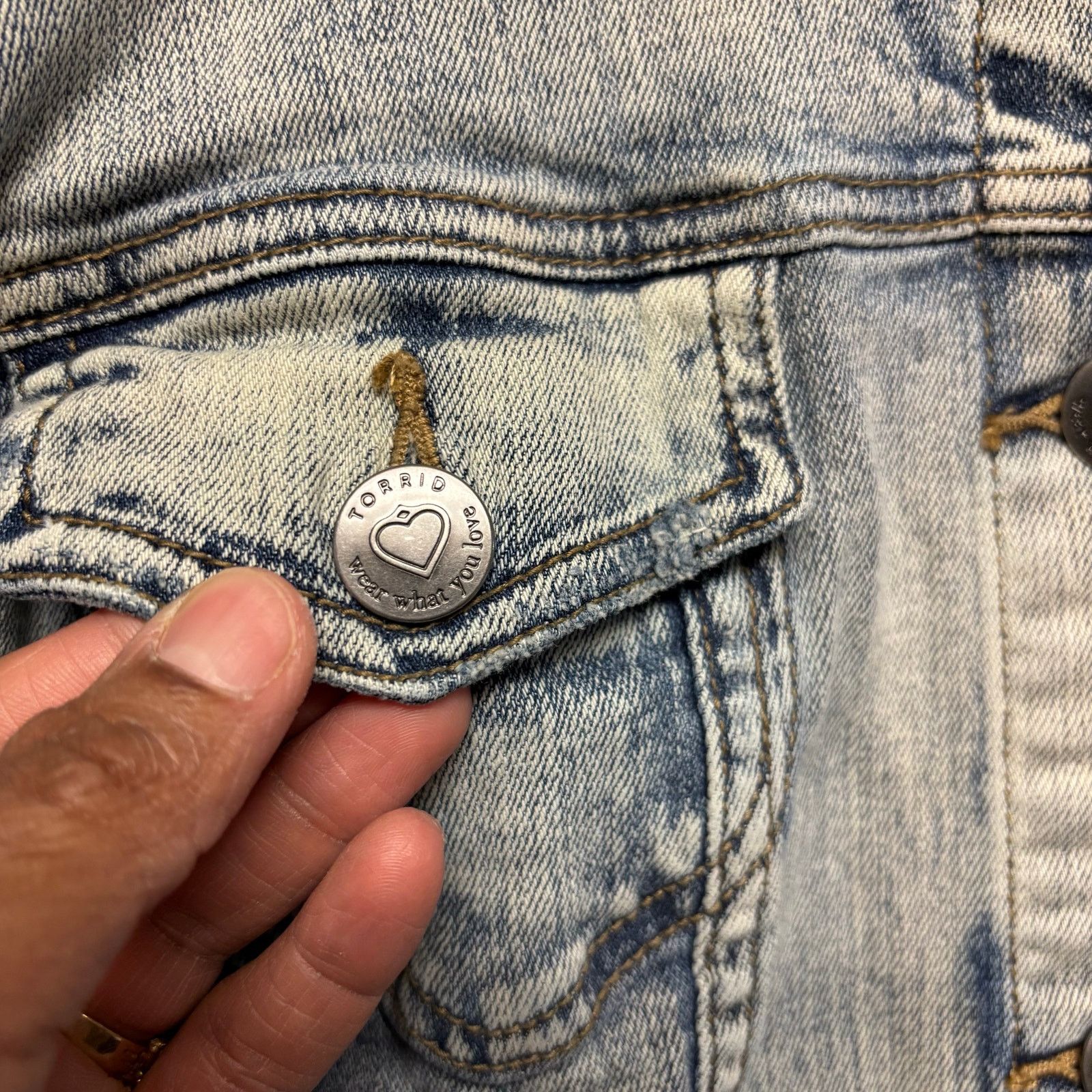 Other Distressed Torrid Jean Denim Jacket Size 3 Button Down Size 3XL / US 20-22 - 3 Thumbnail